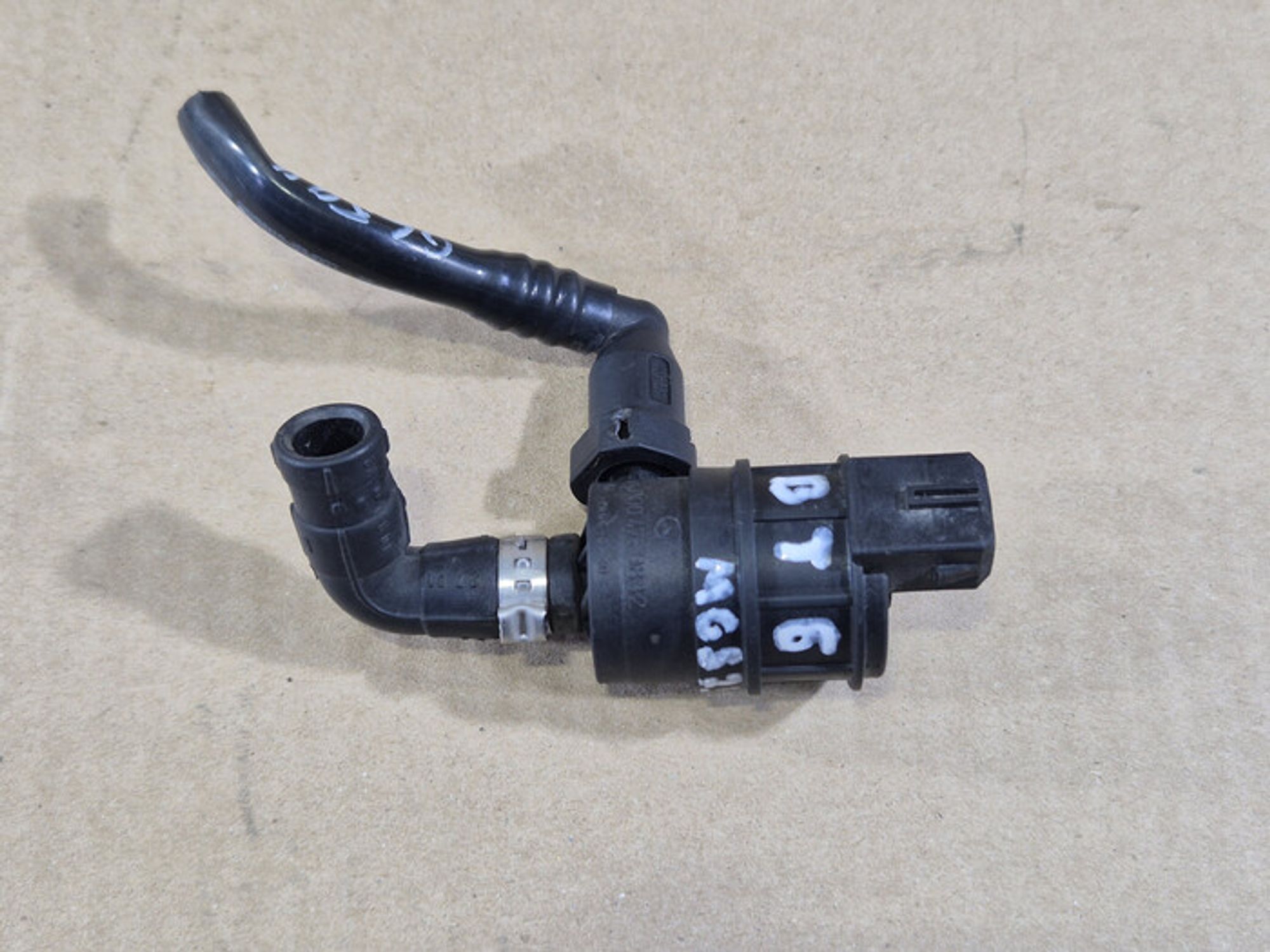 https://ycs.partsauto.market/partsauto-images/thmbs/78ee0fb3787e2dce013ed29fc8a1120c/4106eb751b06baa913005792e54fe9a3/b54eafefb483ec6fce2694a1d693bd74.jpg