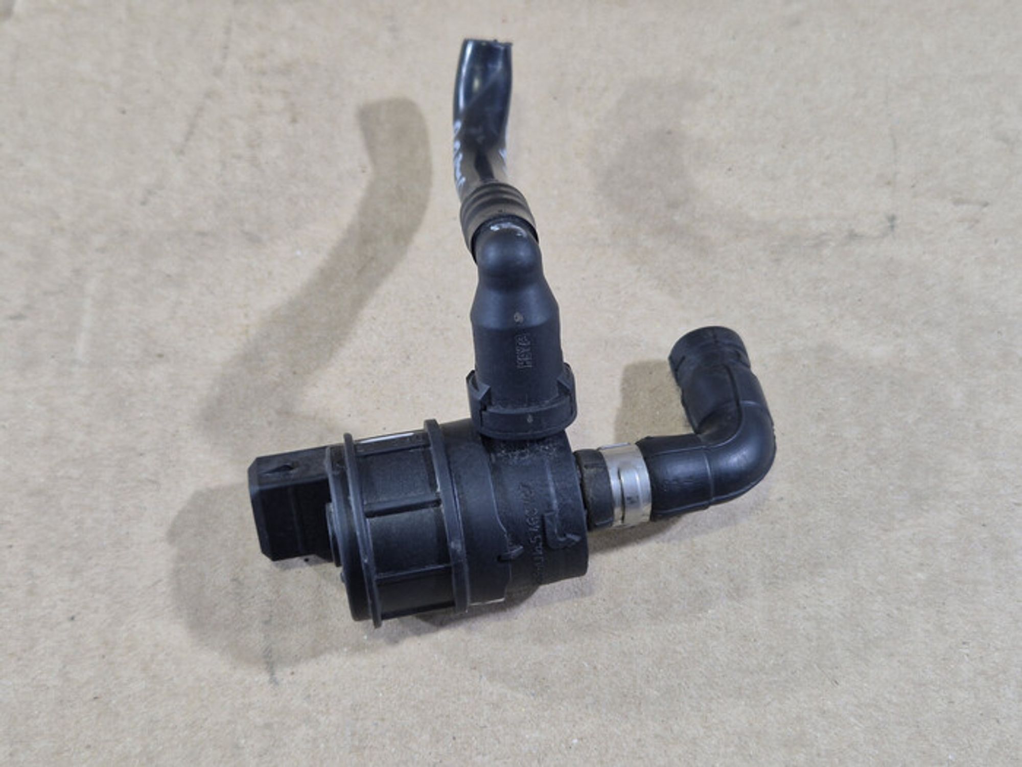 https://ycs.partsauto.market/partsauto-images/thmbs/78ee0fb3787e2dce013ed29fc8a1120c/4106eb751b06baa913005792e54fe9a3/bd2b69b9db18f45368c0448fb7111e78.jpg