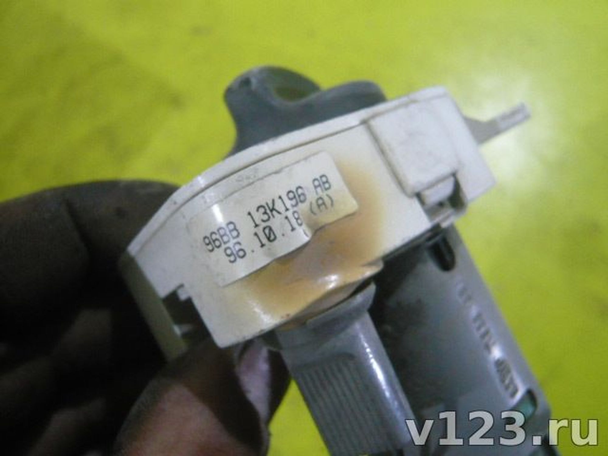 https://ycs.partsauto.market/partsauto-images/thmbs/78ee0fb3787e2dce013ed29fc8a1120c/42449b493417d3e16493f62e2df7a83a/7f914222fc5109aa4c60db22ddd376b7.jpg