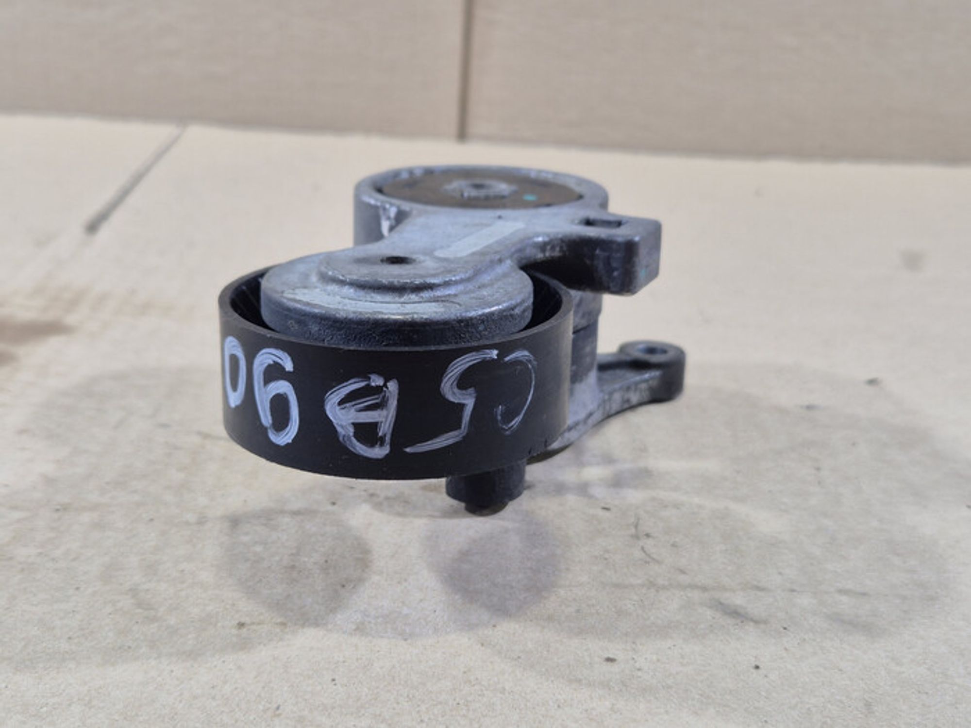 https://ycs.partsauto.market/partsauto-images/thmbs/78ee0fb3787e2dce013ed29fc8a1120c/444891032d99f0f86daaf5345404ffc2/ad0e296529b5449d5eea5a680ec3823f.jpg