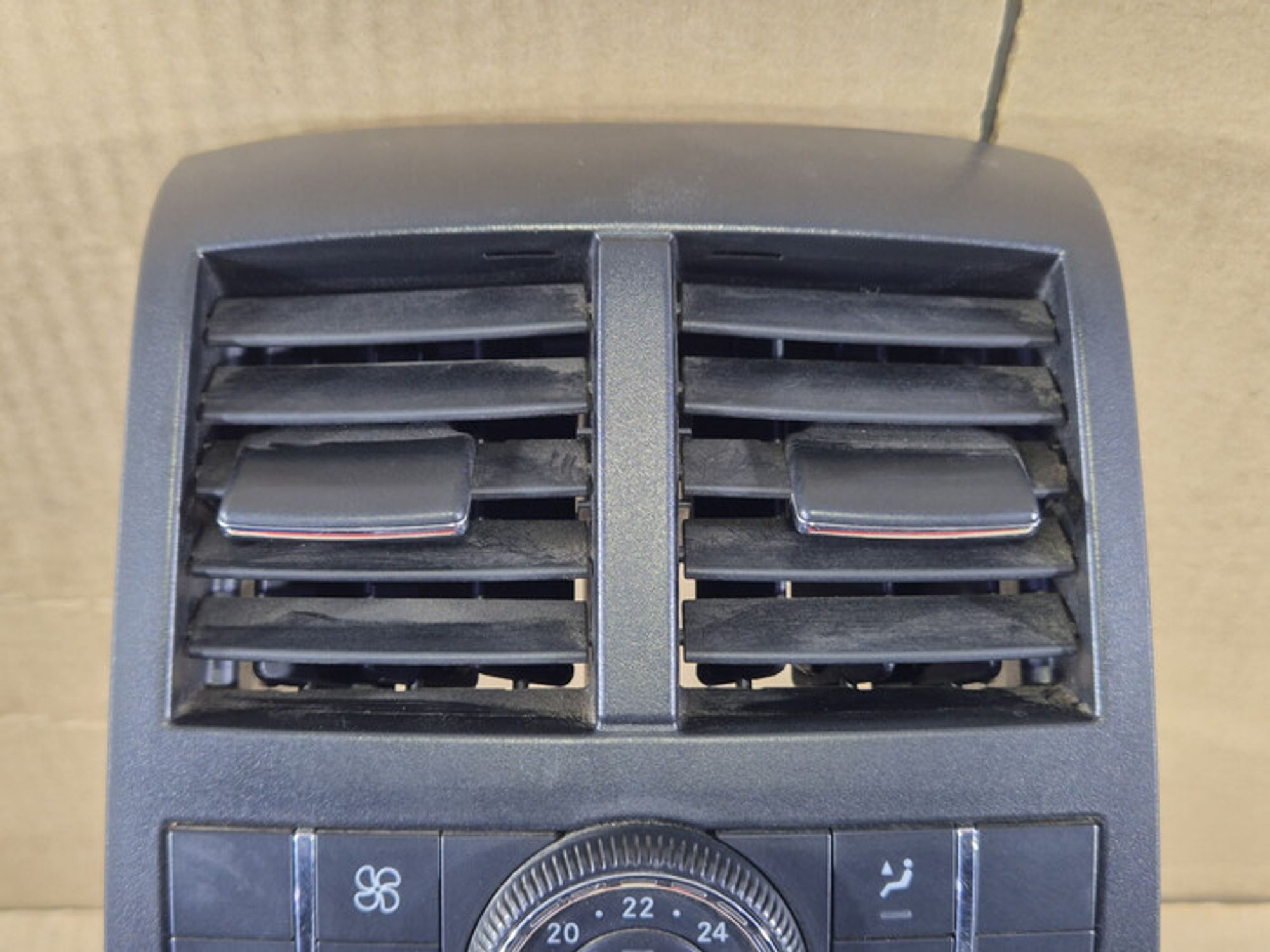 https://ycs.partsauto.market/partsauto-images/thmbs/78ee0fb3787e2dce013ed29fc8a1120c/449892e3b0ad5ebbf58cad814e87c229/2e367ad8c483575a348fac21e7a56490.jpg
