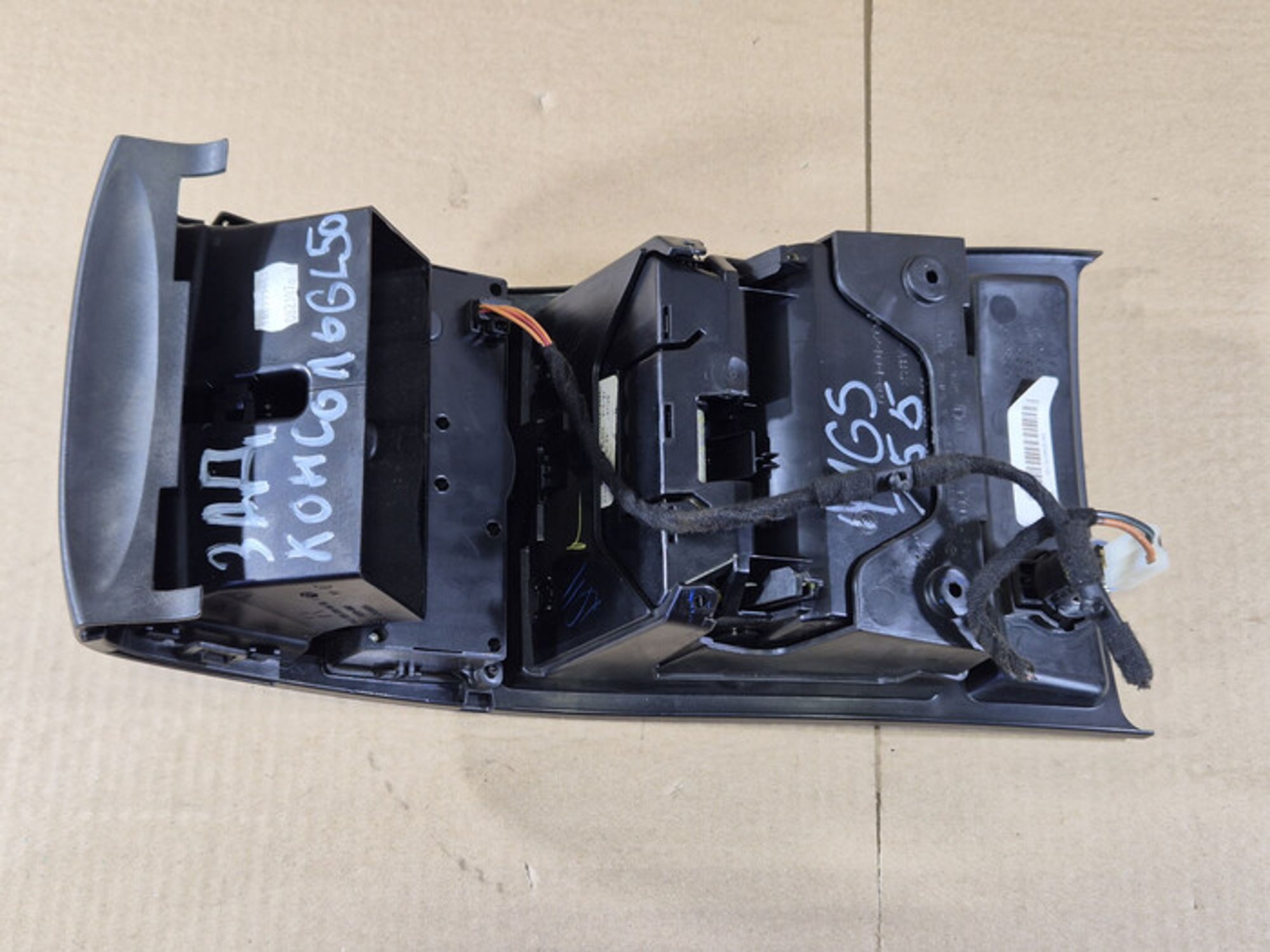 https://ycs.partsauto.market/partsauto-images/thmbs/78ee0fb3787e2dce013ed29fc8a1120c/449892e3b0ad5ebbf58cad814e87c229/8ee64c52aeb07a210c61afad9921aff5.jpg