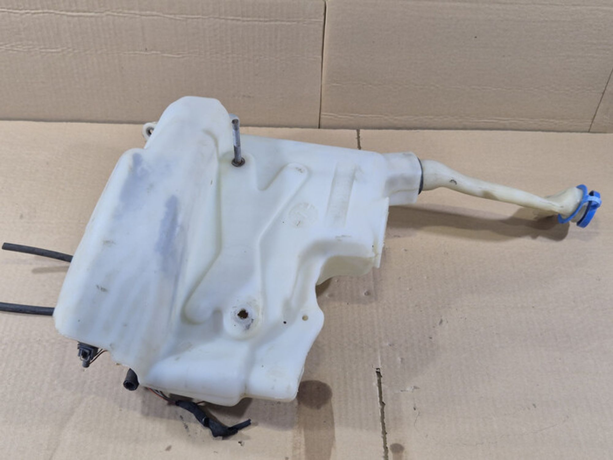 https://ycs.partsauto.market/partsauto-images/thmbs/78ee0fb3787e2dce013ed29fc8a1120c/46f2a4e01a7a56730890f5febf94b2a5/ee8fdcfd126677b8a1de1a412c746f12.jpg