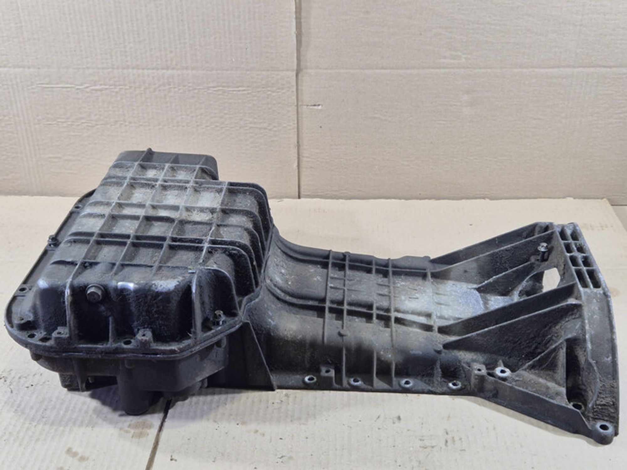 https://ycs.partsauto.market/partsauto-images/thmbs/78ee0fb3787e2dce013ed29fc8a1120c/48e8c3cda39426bf77c07488e8e349d0/eda947818b2f9b7e4d738af816e8e751.jpg