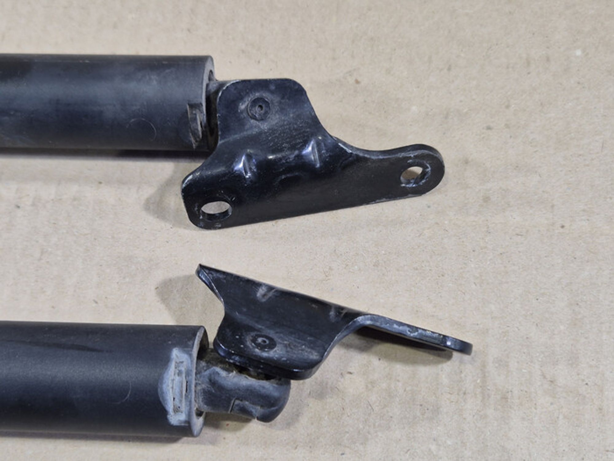 https://ycs.partsauto.market/partsauto-images/thmbs/78ee0fb3787e2dce013ed29fc8a1120c/4921424a9b2ef41090a09d1e5a438660/deb77c070058f3fb740574fef319446e.jpg