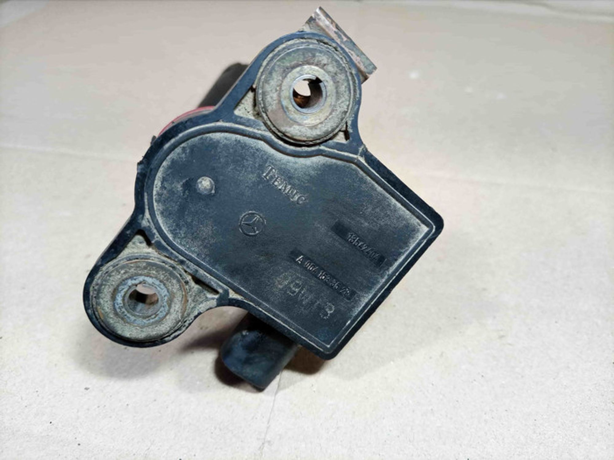 https://ycs.partsauto.market/partsauto-images/thmbs/78ee0fb3787e2dce013ed29fc8a1120c/496a9db64d065fee7d7066de7cf53cc2/ff0cdcba6e9ed4f678a3bb3b81605777.jpg