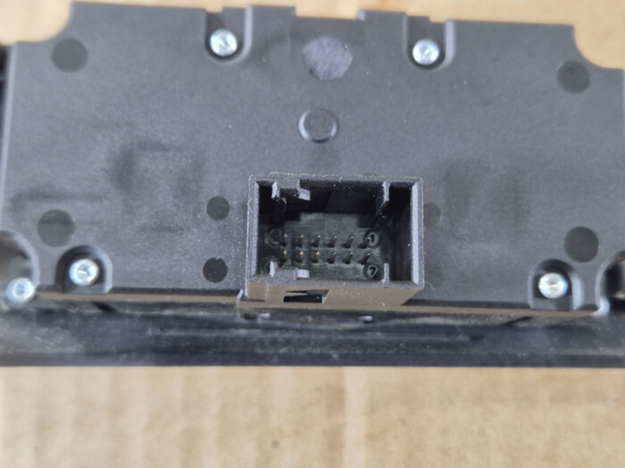 https://ycs.partsauto.market/partsauto-images/thmbs/78ee0fb3787e2dce013ed29fc8a1120c/4a6f2f24ffd55b32537a19d4081abece/2e6021db836193e4b18a057bb5824390.jpg