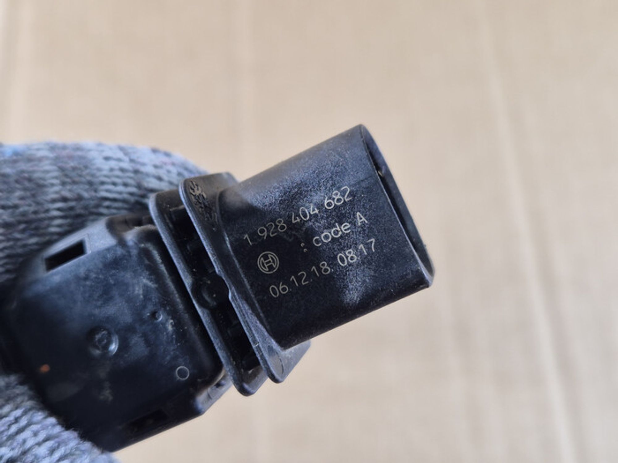 https://ycs.partsauto.market/partsauto-images/thmbs/78ee0fb3787e2dce013ed29fc8a1120c/4a96a75ad7bca0ccfe64cb7a02421a75/043138a0dc9e87ed1686eb226a0147cf.jpg