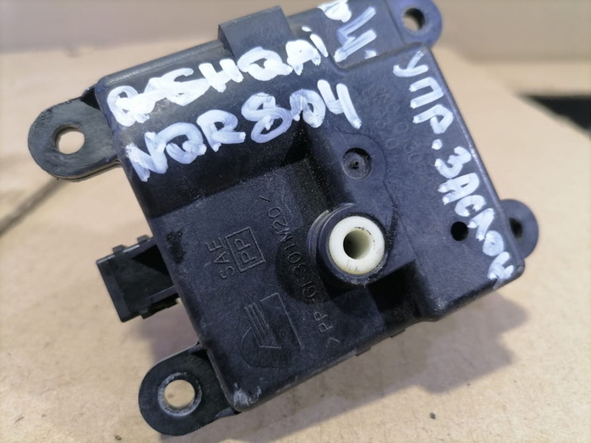 https://ycs.partsauto.market/partsauto-images/thmbs/78ee0fb3787e2dce013ed29fc8a1120c/4ad06734dc31c15cacce43070c088ccc/b50254d3a0b43b4d8cd211954869875a.jpg