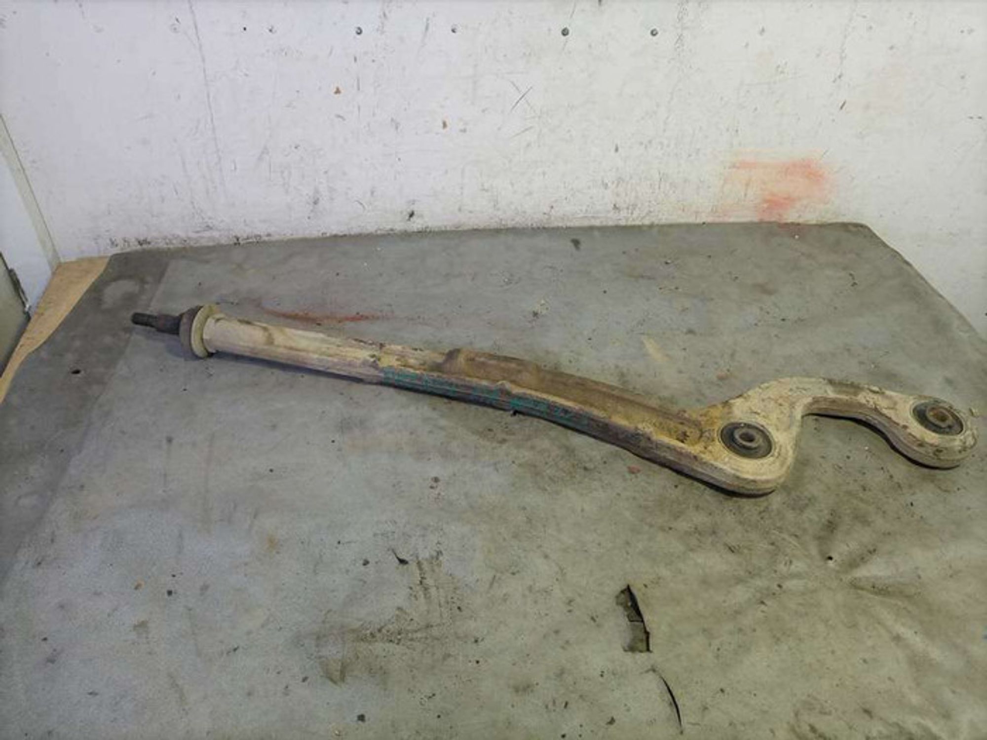 https://ycs.partsauto.market/partsauto-images/thmbs/78ee0fb3787e2dce013ed29fc8a1120c/4b03507e558fa6a1ad065e5cbe8dbe07/4b23d65cd068b371f75548d6d8984d04.jpg