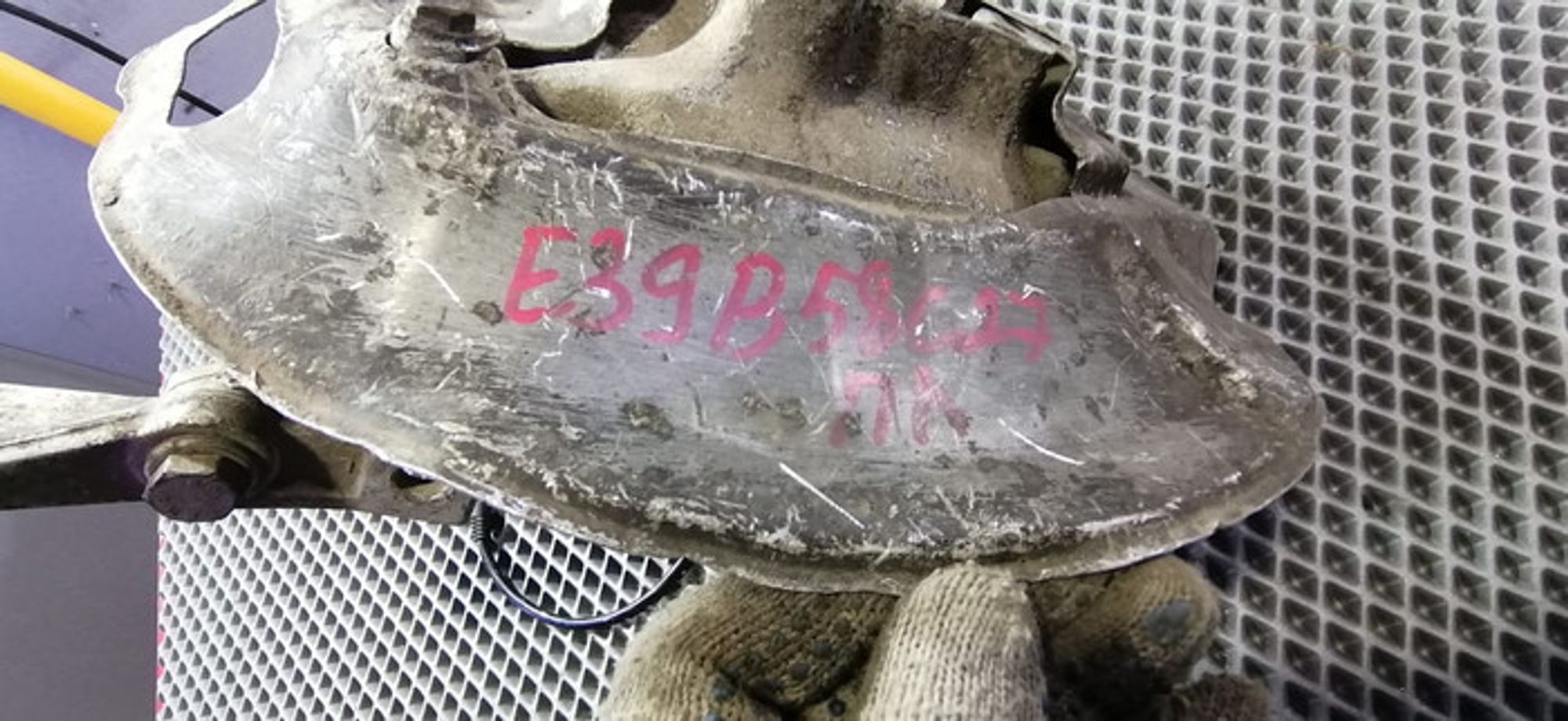 https://ycs.partsauto.market/partsauto-images/thmbs/78ee0fb3787e2dce013ed29fc8a1120c/4bc4d5451adf92efdc41839d4fa8c3f0/e87b6879e7ac5f06162de1c16d26b560.jpg