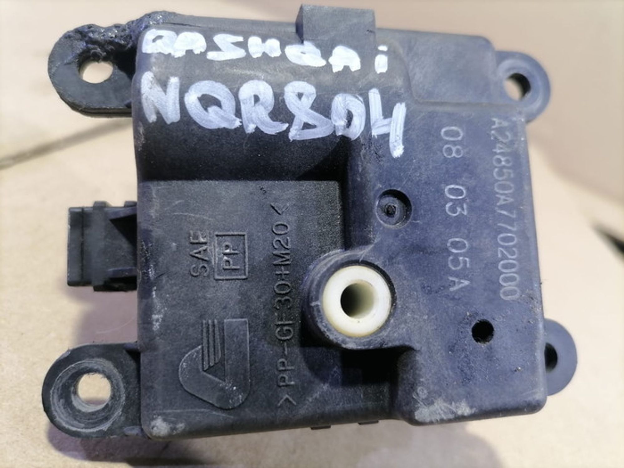 https://ycs.partsauto.market/partsauto-images/thmbs/78ee0fb3787e2dce013ed29fc8a1120c/4c1a2c5c6cc83584aa205bc1d10b193b/45533d18766f43911e6527077ea50199.jpg