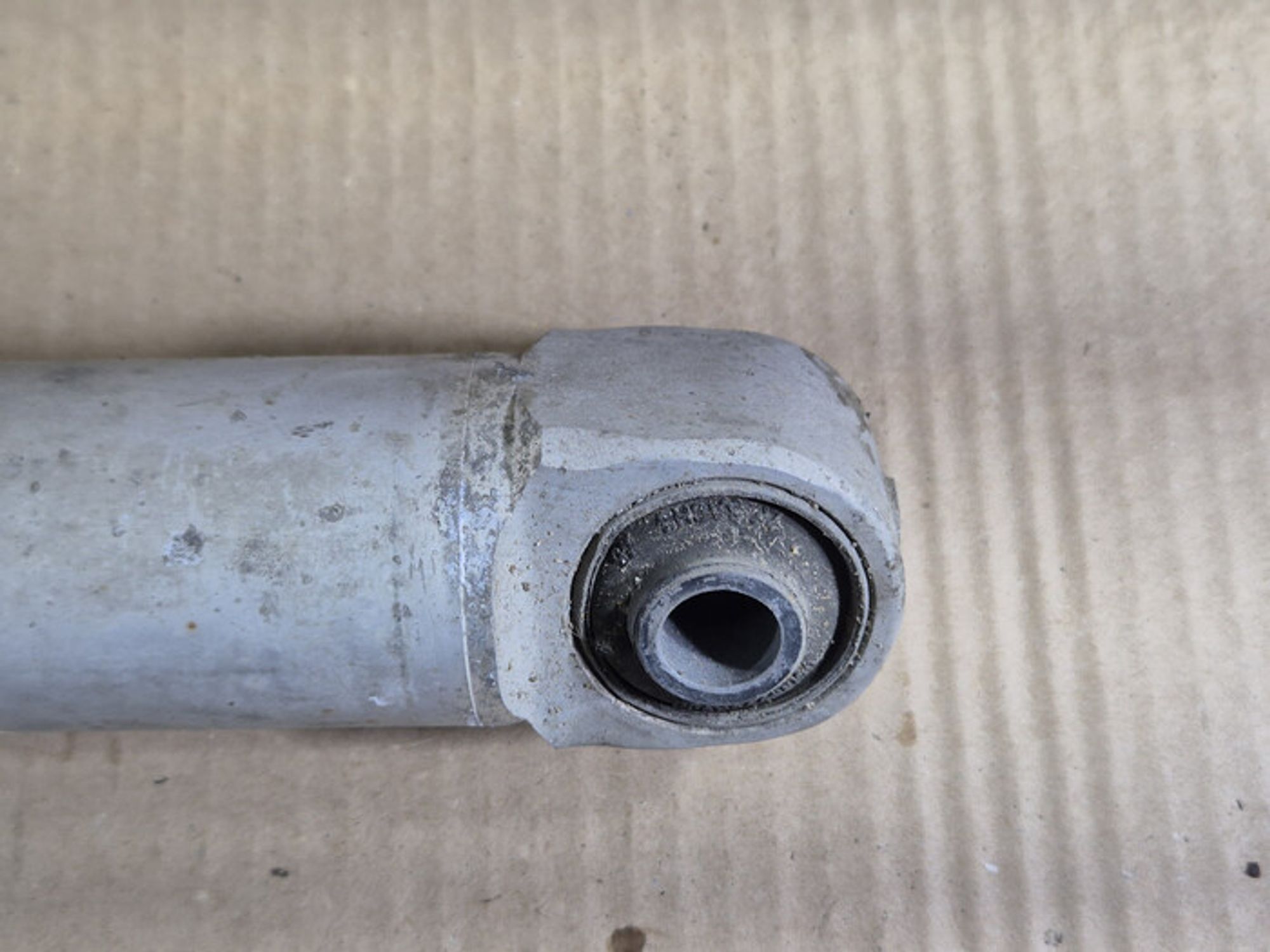 https://ycs.partsauto.market/partsauto-images/thmbs/78ee0fb3787e2dce013ed29fc8a1120c/4c96de31419f7033d63be7ec5856bffb/eadd1b67ea870a153622fb7ba4563781.jpg