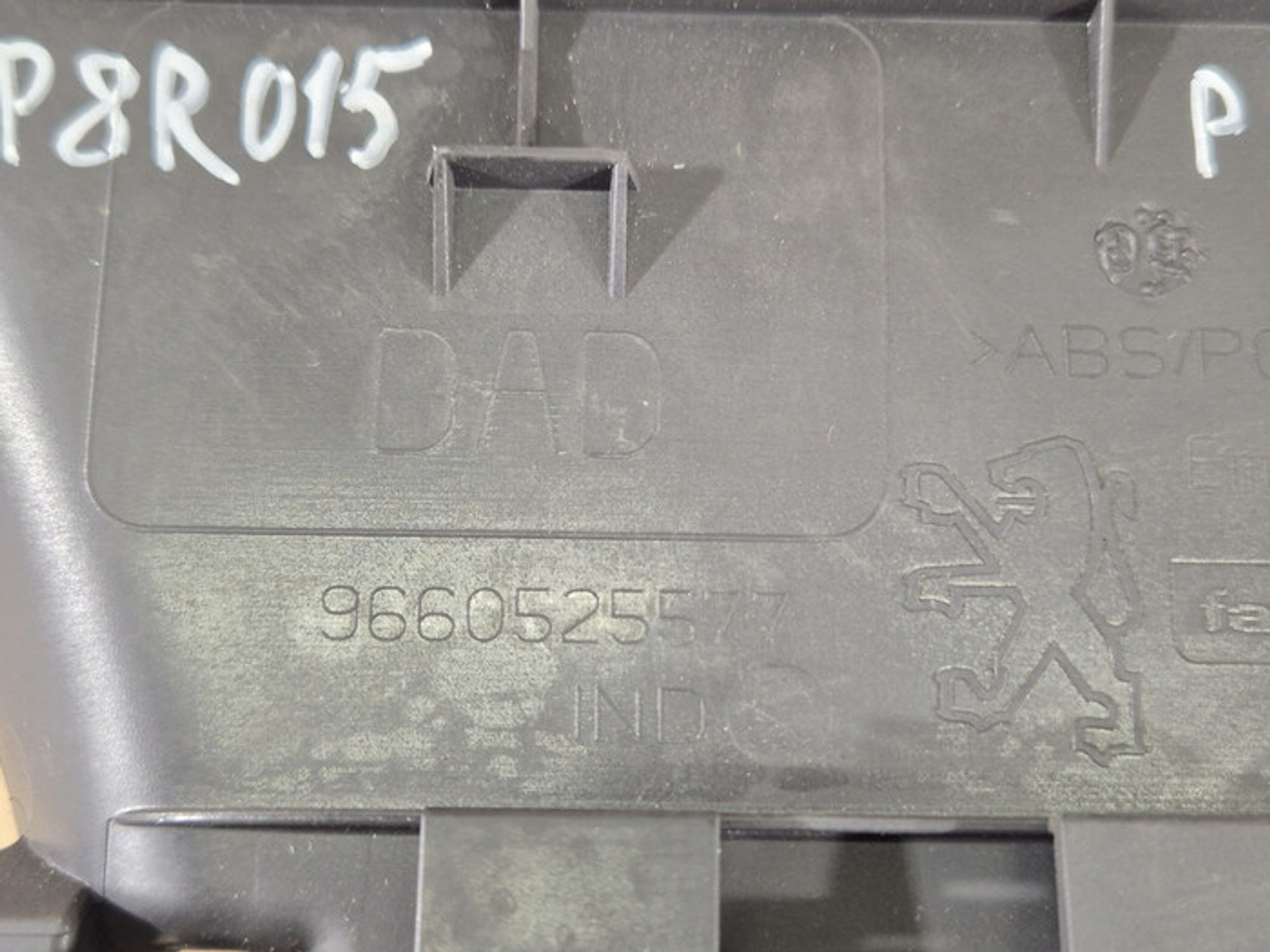 https://ycs.partsauto.market/partsauto-images/thmbs/78ee0fb3787e2dce013ed29fc8a1120c/4db8fe1910936200ab2b467d898cb659/fed1d83144e6e02843d58c915d9ea65f.jpg