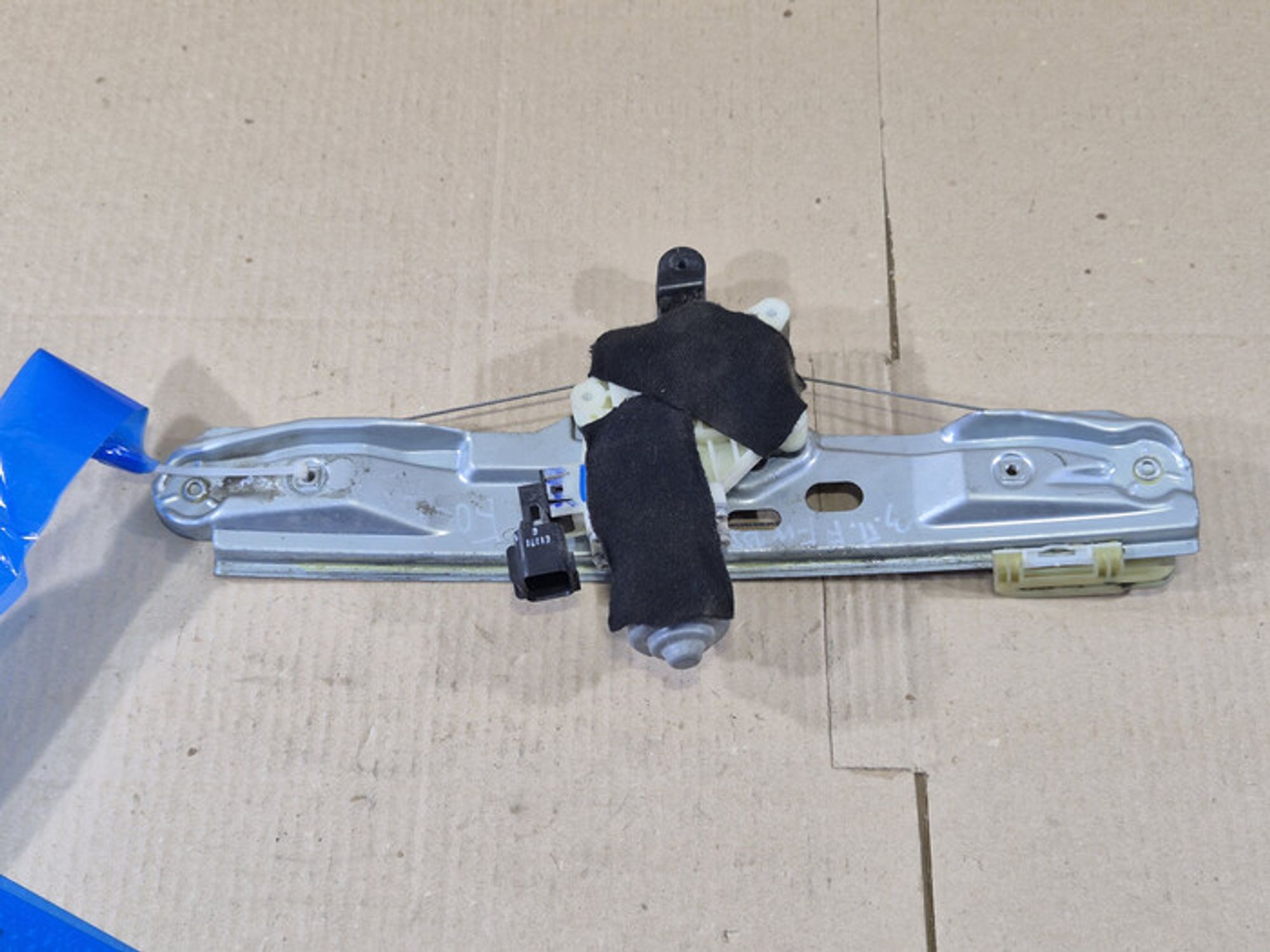 https://ycs.partsauto.market/partsauto-images/thmbs/78ee0fb3787e2dce013ed29fc8a1120c/51794b03a8f857ea6a1dfb0395ca13f7/4e389b1b80d6ac3d746c299e81a6e1e0.jpg