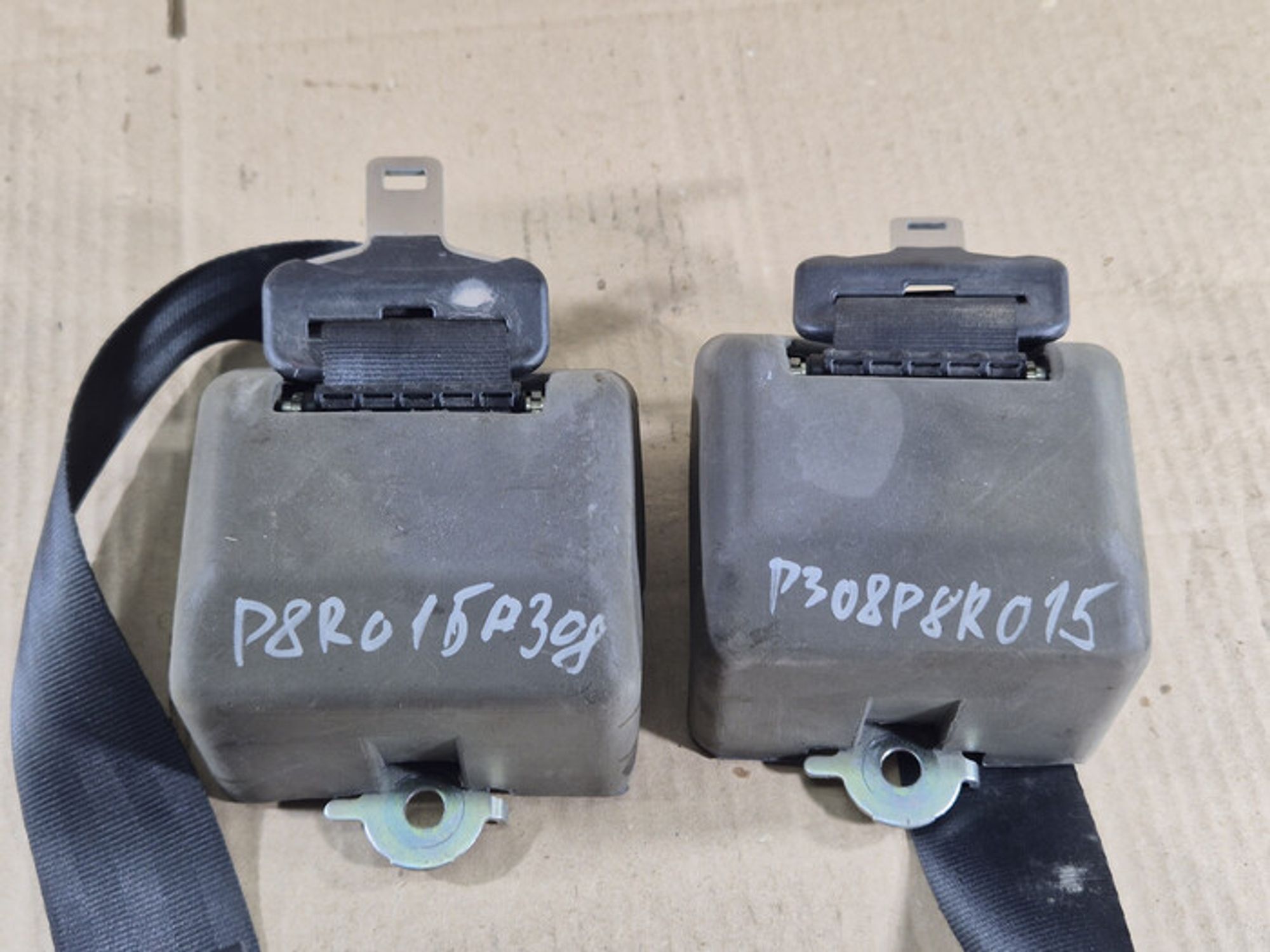 https://ycs.partsauto.market/partsauto-images/thmbs/78ee0fb3787e2dce013ed29fc8a1120c/51e2f3239729bda5aecc146a200de5f0/a86a67456c4da2ecce635d9e3f92f2b9.jpg