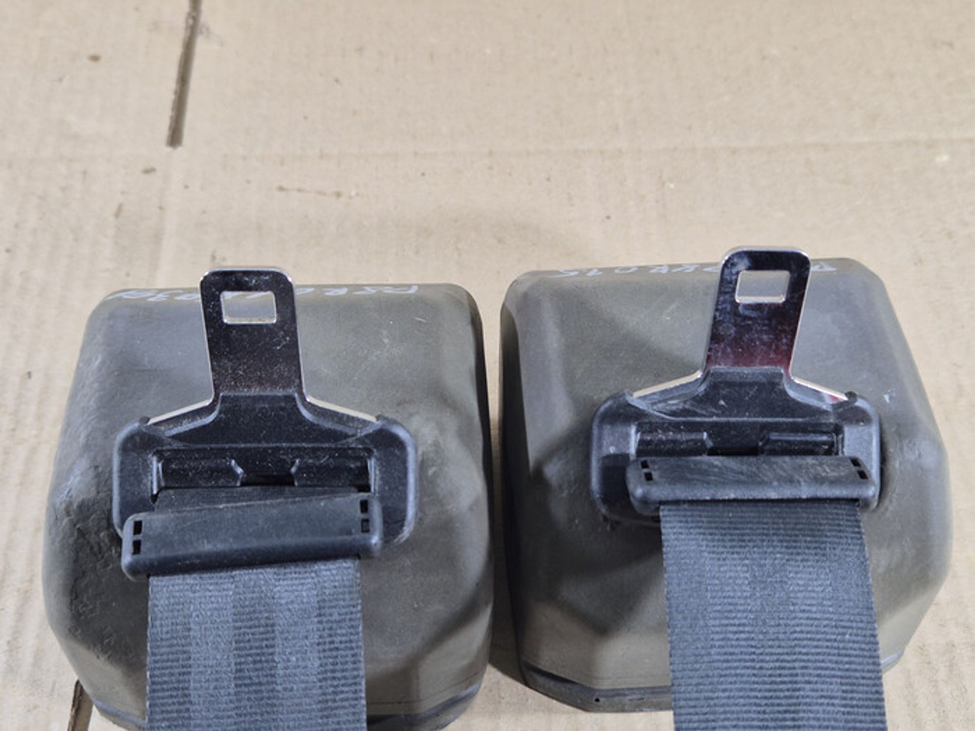 https://ycs.partsauto.market/partsauto-images/thmbs/78ee0fb3787e2dce013ed29fc8a1120c/51e2f3239729bda5aecc146a200de5f0/d99d8b1e268458aecb54a9de2794a434.jpg