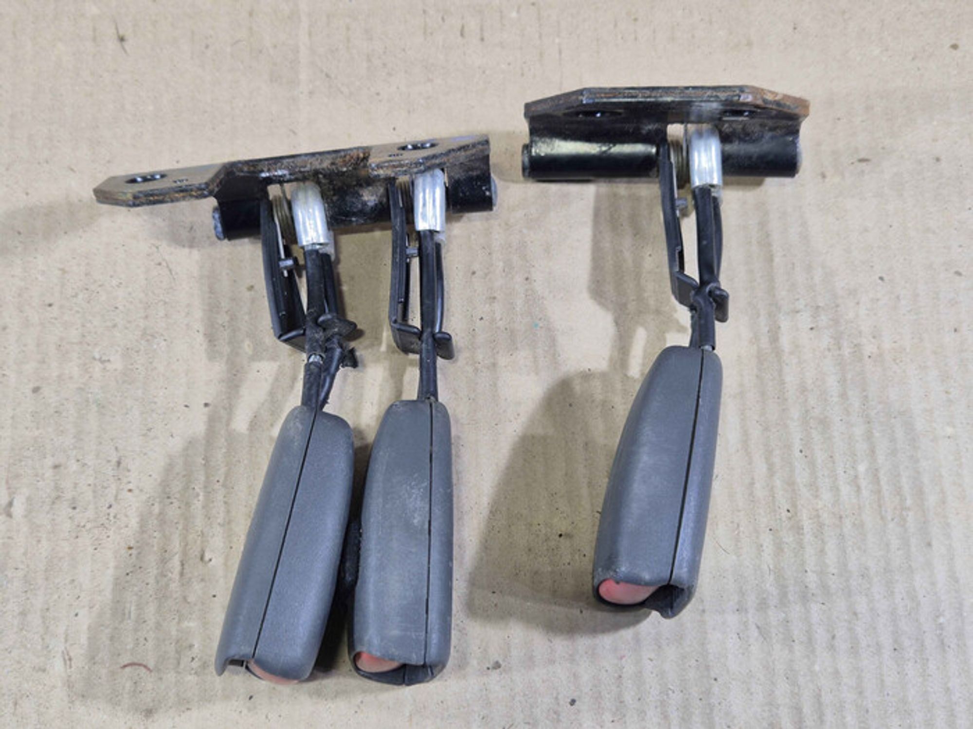 https://ycs.partsauto.market/partsauto-images/thmbs/78ee0fb3787e2dce013ed29fc8a1120c/5393da2fc7f501b15f16ab12ce799fc6/8db8dadbf917517b1bac30f6250e5052.jpg