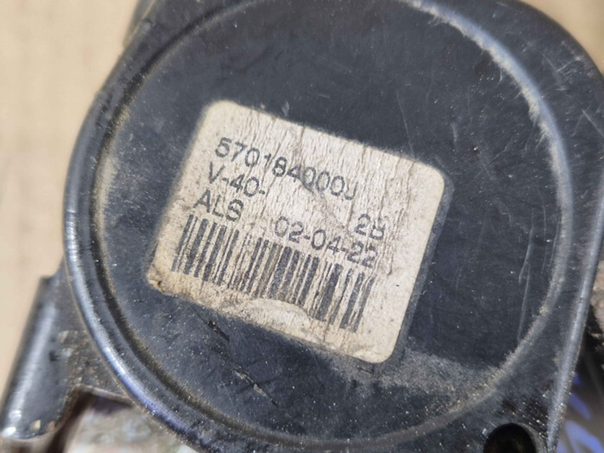https://ycs.partsauto.market/partsauto-images/thmbs/78ee0fb3787e2dce013ed29fc8a1120c/5393da2fc7f501b15f16ab12ce799fc6/f66f3c1629461ed5799d80042ce77ebb.jpg