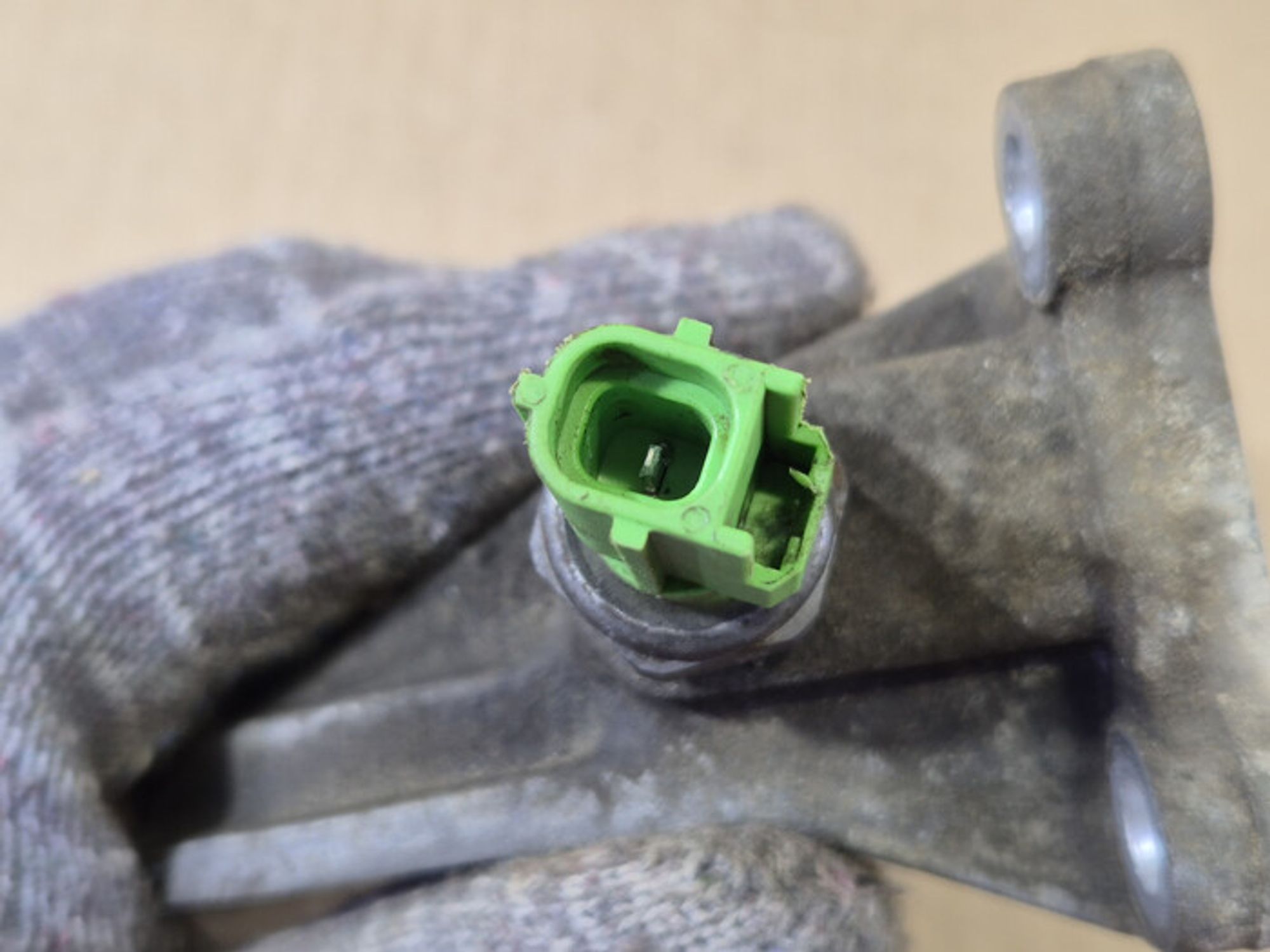 https://ycs.partsauto.market/partsauto-images/thmbs/78ee0fb3787e2dce013ed29fc8a1120c/53d24f97866c4dc700c49ceaadc5772a/af60e7c44f33a93be2c7810e8aa40802.jpg