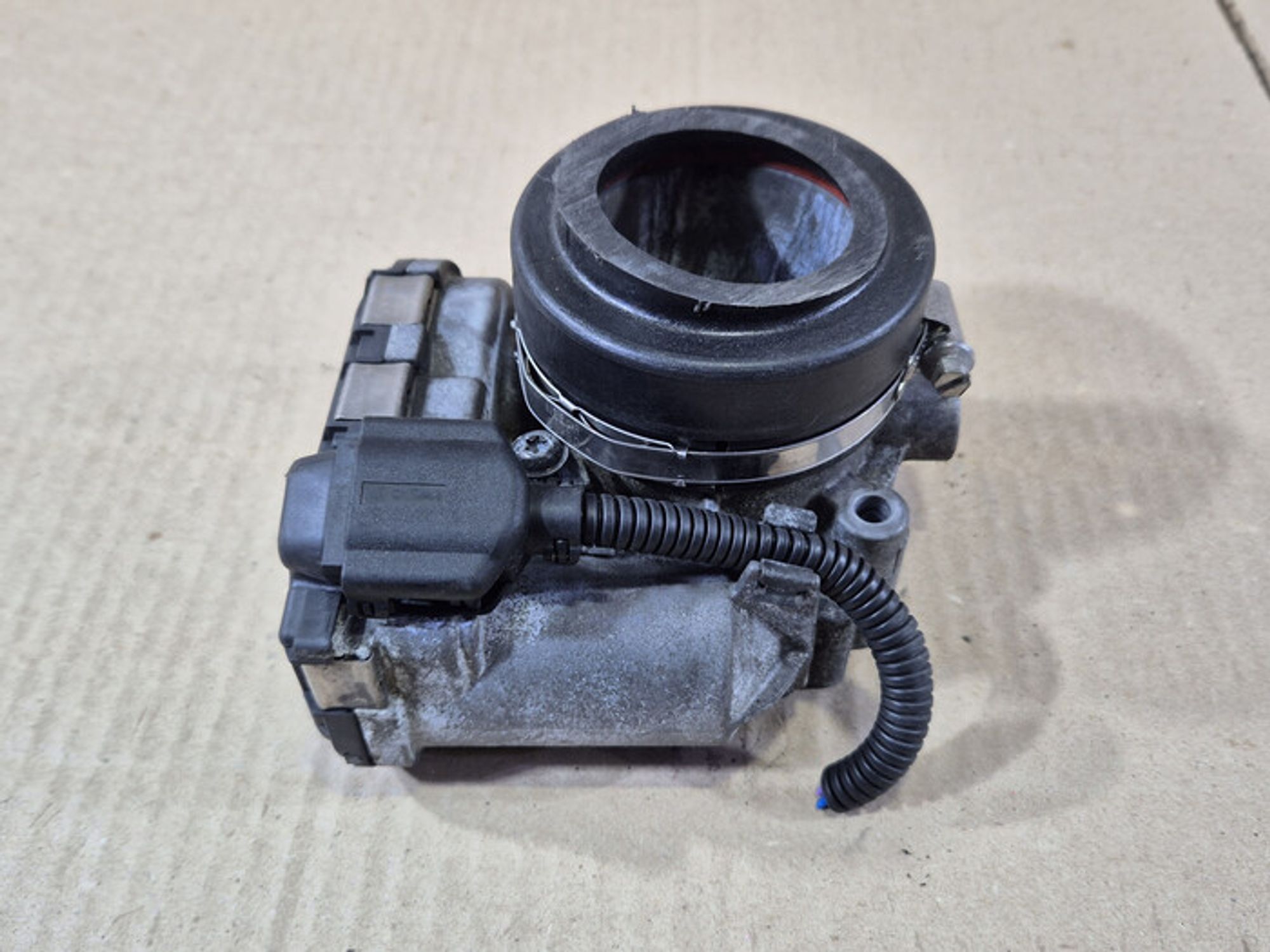 https://ycs.partsauto.market/partsauto-images/thmbs/78ee0fb3787e2dce013ed29fc8a1120c/54942b5127626c9f2e031c50a97755e8/f5d25af6ced05a55e5f2f41338a2bba5.jpg