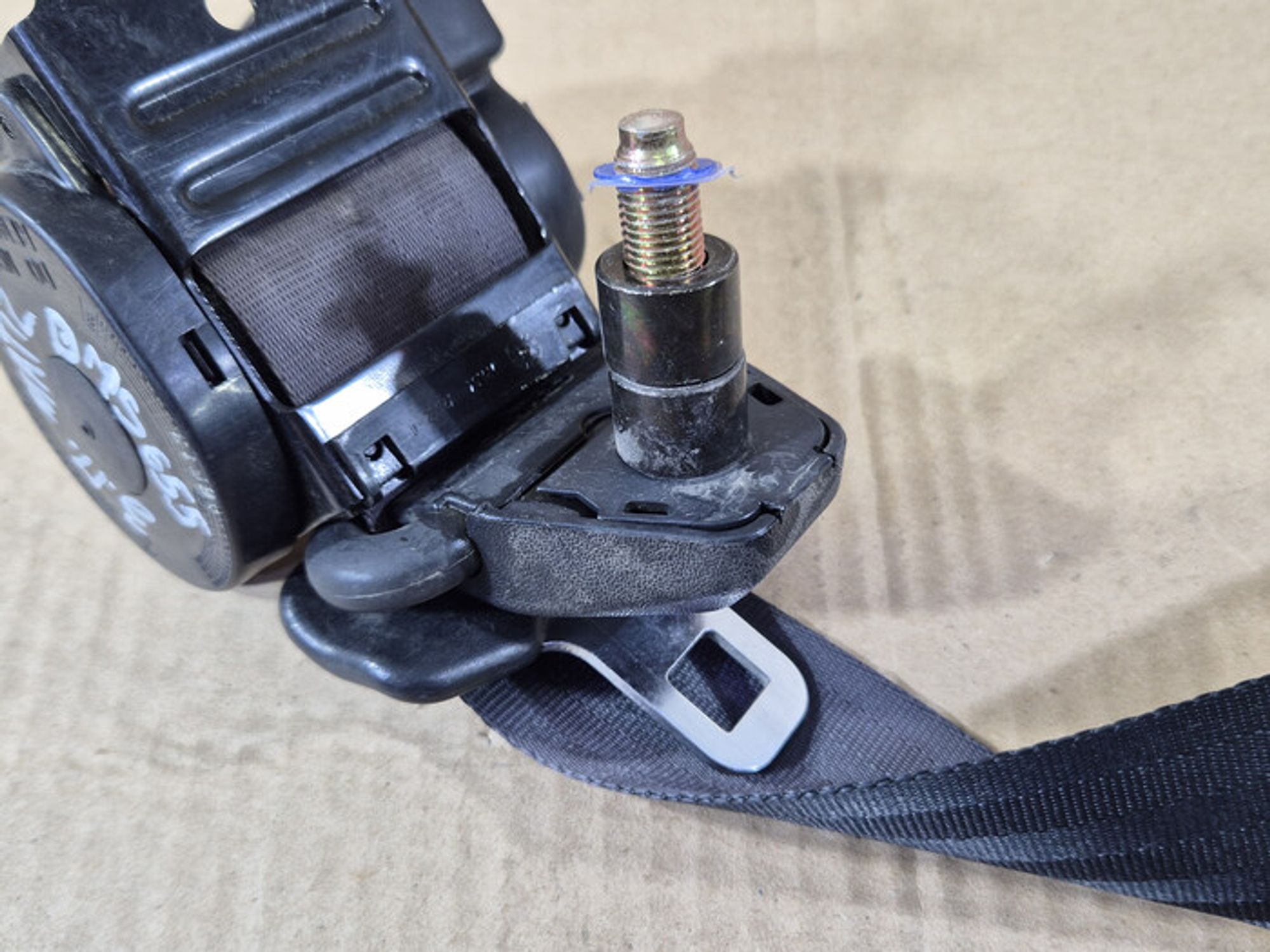 https://ycs.partsauto.market/partsauto-images/thmbs/78ee0fb3787e2dce013ed29fc8a1120c/5589b69496909ef58dd3ab07cf47e65e/cee8844e69c2aae94ff4e1dc10507059.jpg