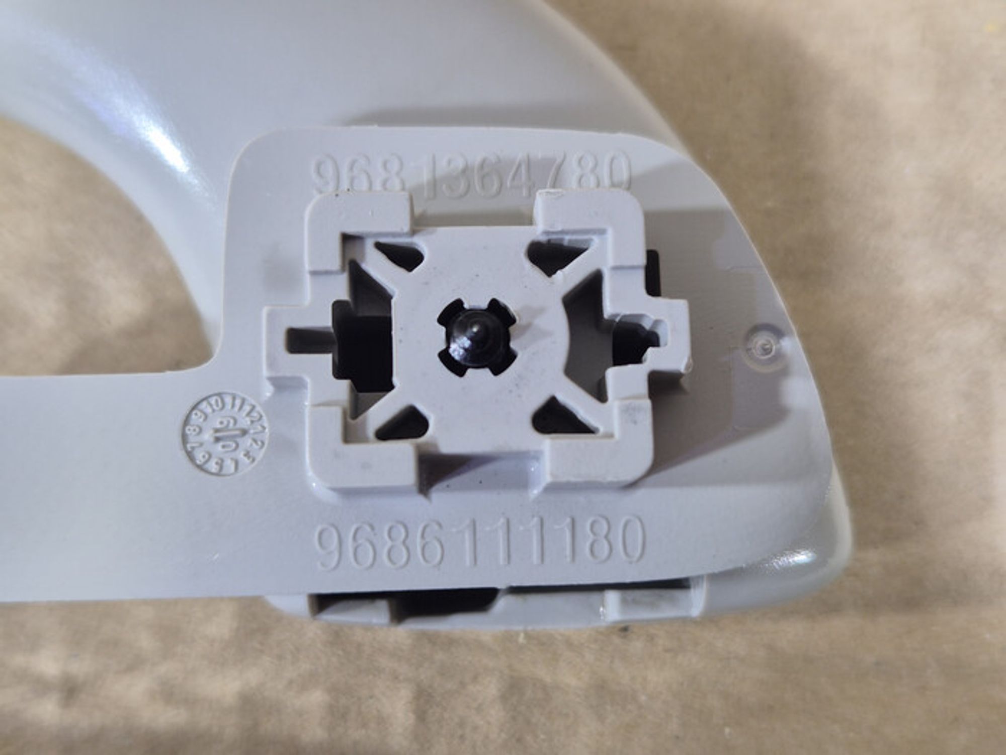 https://ycs.partsauto.market/partsauto-images/thmbs/78ee0fb3787e2dce013ed29fc8a1120c/585080903e4cb43041441a57338345b1/b5f863424f9d95a11152220b6492ad24.jpg