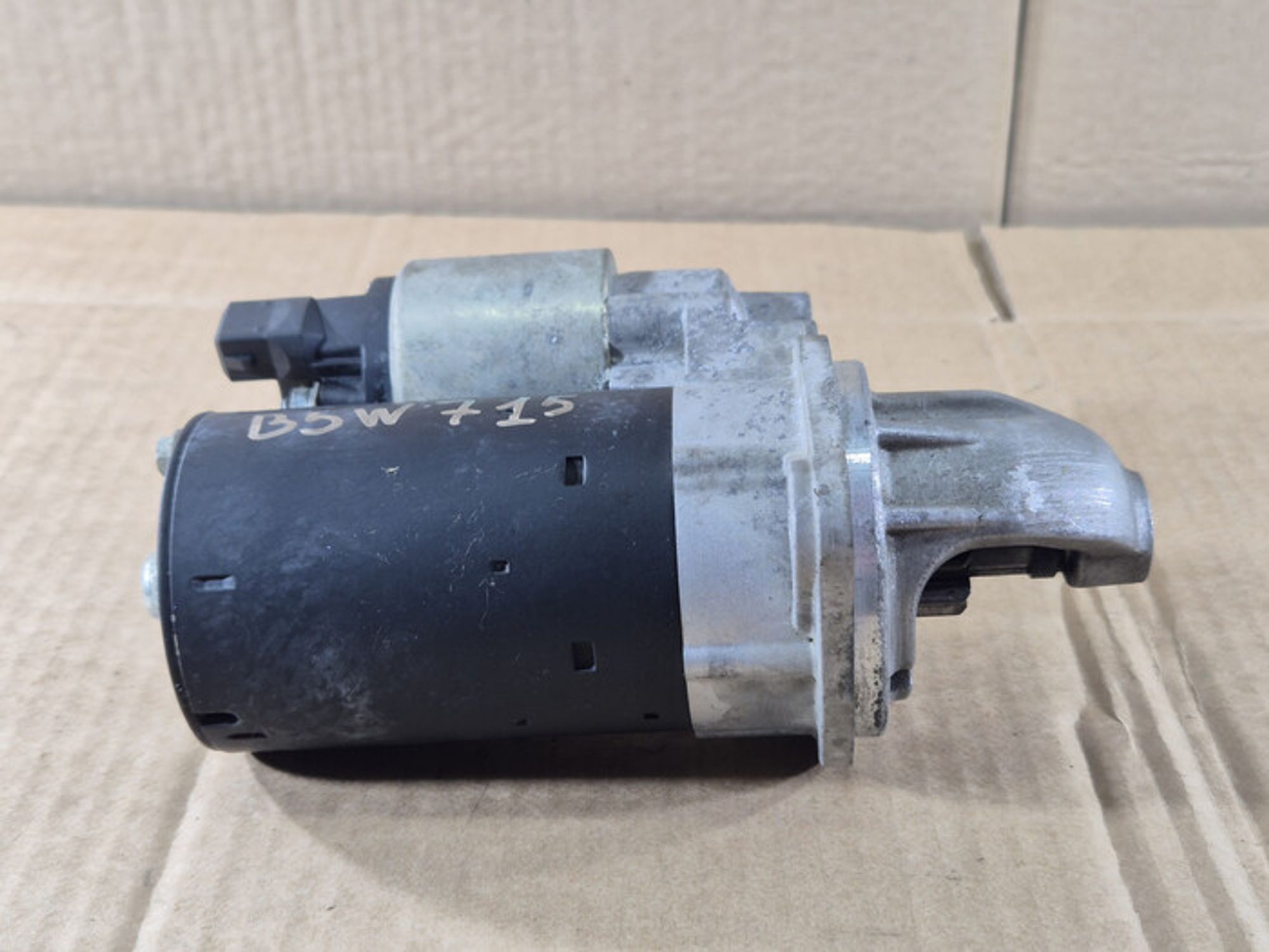 https://ycs.partsauto.market/partsauto-images/thmbs/78ee0fb3787e2dce013ed29fc8a1120c/59136f0d5df96a2a8ec396eebfdb00d9/6a7325bb437f38f697f5bdf444b215a7.jpg