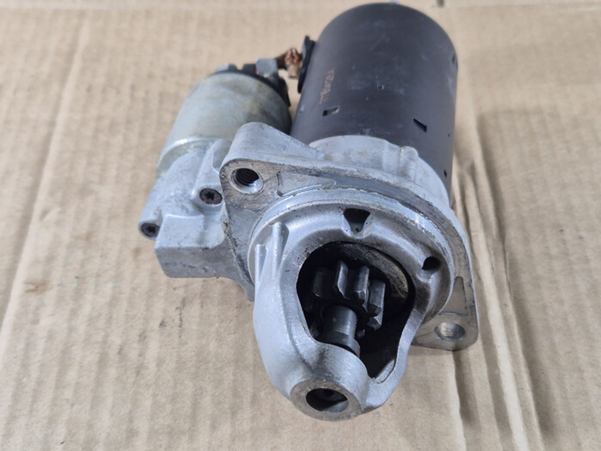https://ycs.partsauto.market/partsauto-images/thmbs/78ee0fb3787e2dce013ed29fc8a1120c/59136f0d5df96a2a8ec396eebfdb00d9/8e11668d334c81e115984b388d6d8e35.jpg