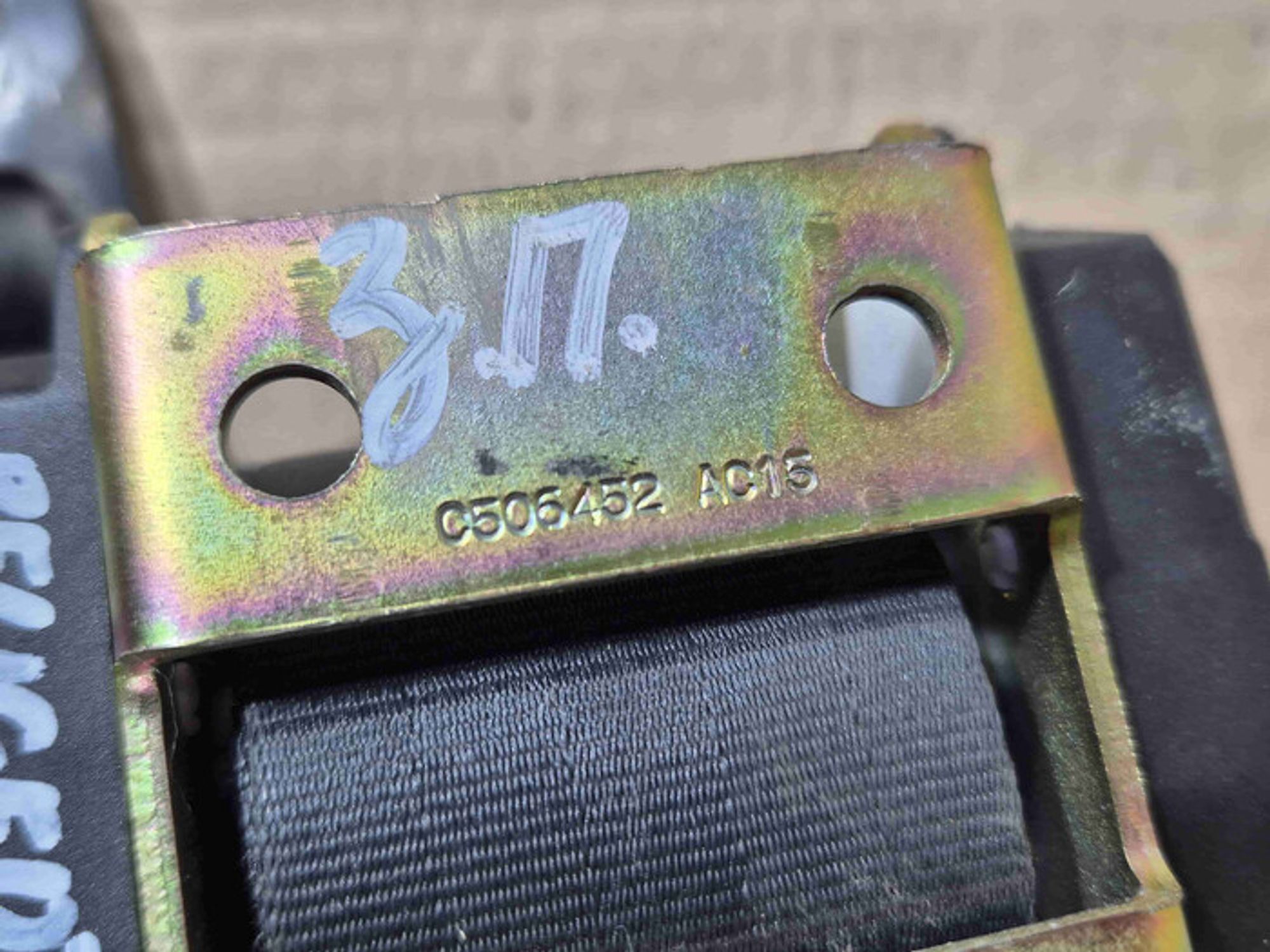 https://ycs.partsauto.market/partsauto-images/thmbs/78ee0fb3787e2dce013ed29fc8a1120c/5bfa87046d7461be405004abc1e4d1f9/6f05552c884d518a620d5cb4356a5f74.jpg