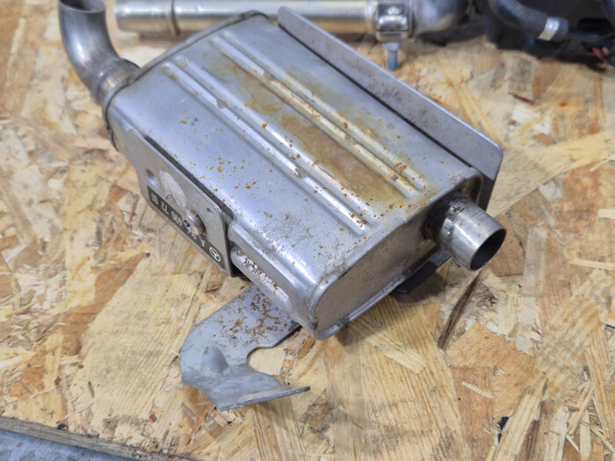 https://ycs.partsauto.market/partsauto-images/thmbs/78ee0fb3787e2dce013ed29fc8a1120c/5cf26bbf74db1a705af225076fd978d9/262eddd9641e639f8e322487d944f5bf.jpg