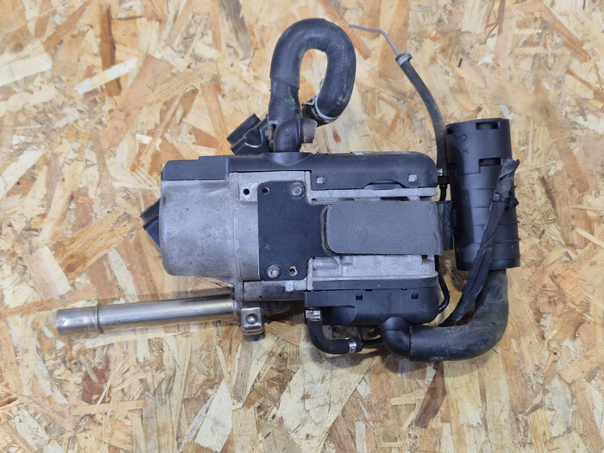 https://ycs.partsauto.market/partsauto-images/thmbs/78ee0fb3787e2dce013ed29fc8a1120c/5cf26bbf74db1a705af225076fd978d9/3375a360b3698588baa5fa168837d51f.jpg