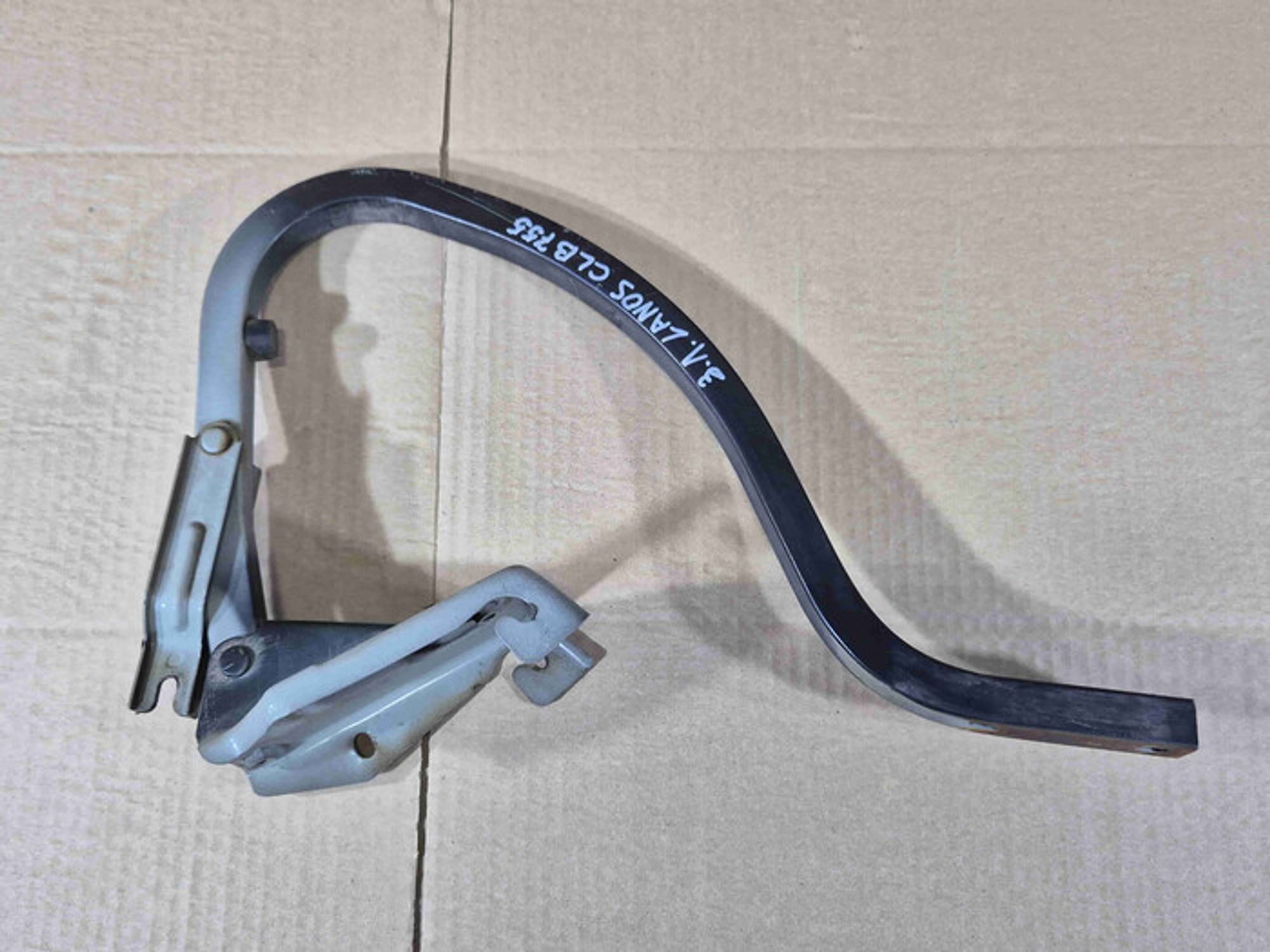 https://ycs.partsauto.market/partsauto-images/thmbs/78ee0fb3787e2dce013ed29fc8a1120c/5d25b4ebbcde25f3ce4b55c58cb701df/f4a407b499088753716cf6ed2a952dae.jpg