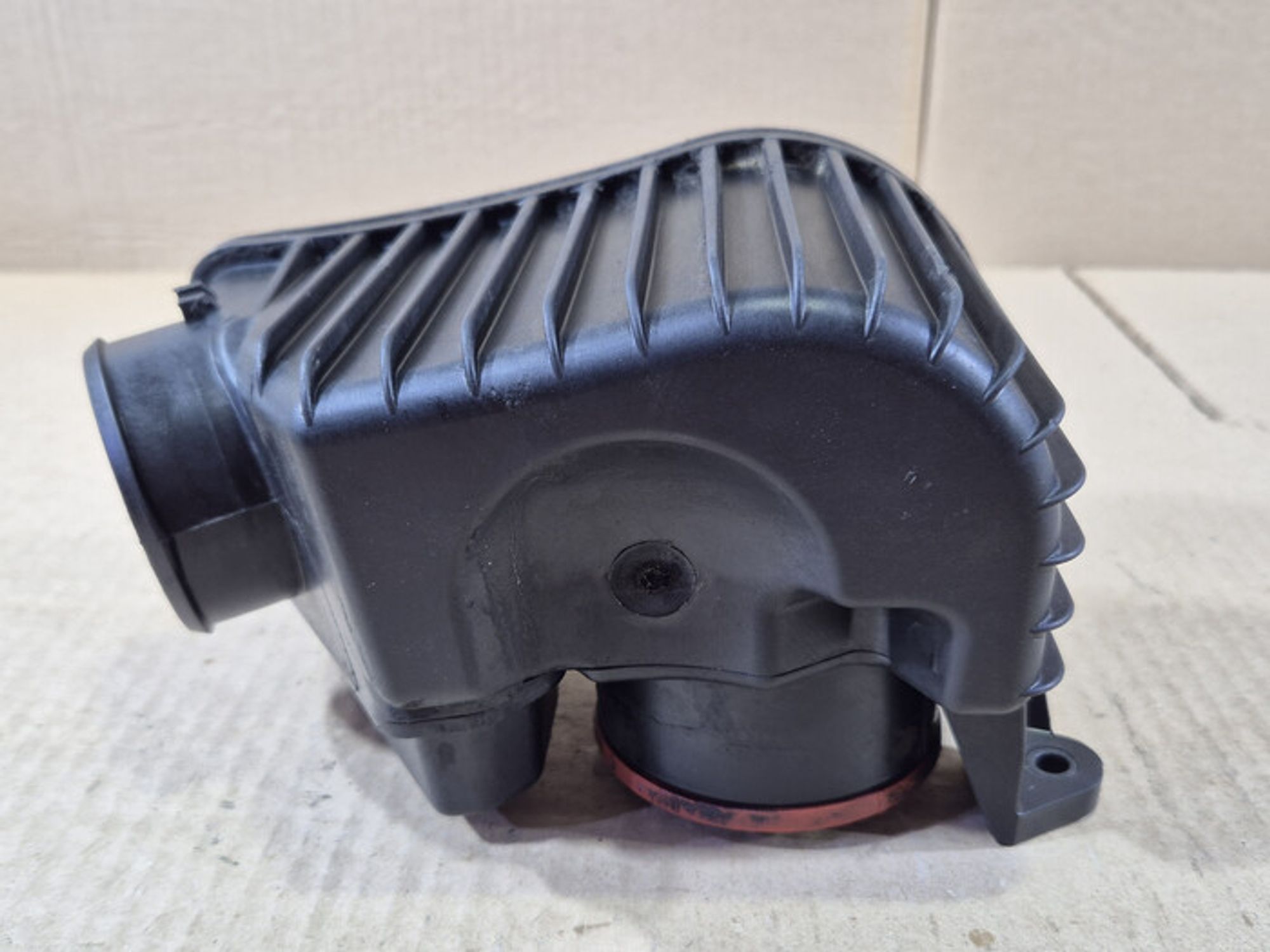 https://ycs.partsauto.market/partsauto-images/thmbs/78ee0fb3787e2dce013ed29fc8a1120c/5d545c3921162e66b0164087034c2900/09929870d3df9438d8926a5ad00121f0.jpg