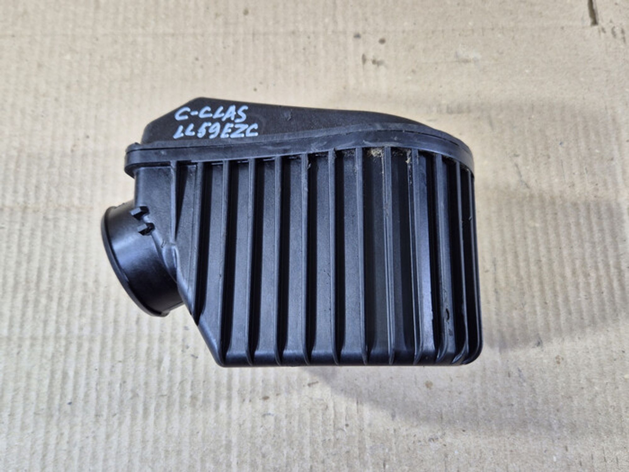 https://ycs.partsauto.market/partsauto-images/thmbs/78ee0fb3787e2dce013ed29fc8a1120c/5d545c3921162e66b0164087034c2900/5e22b1b47b6d11367a4cac71769c5d54.jpg