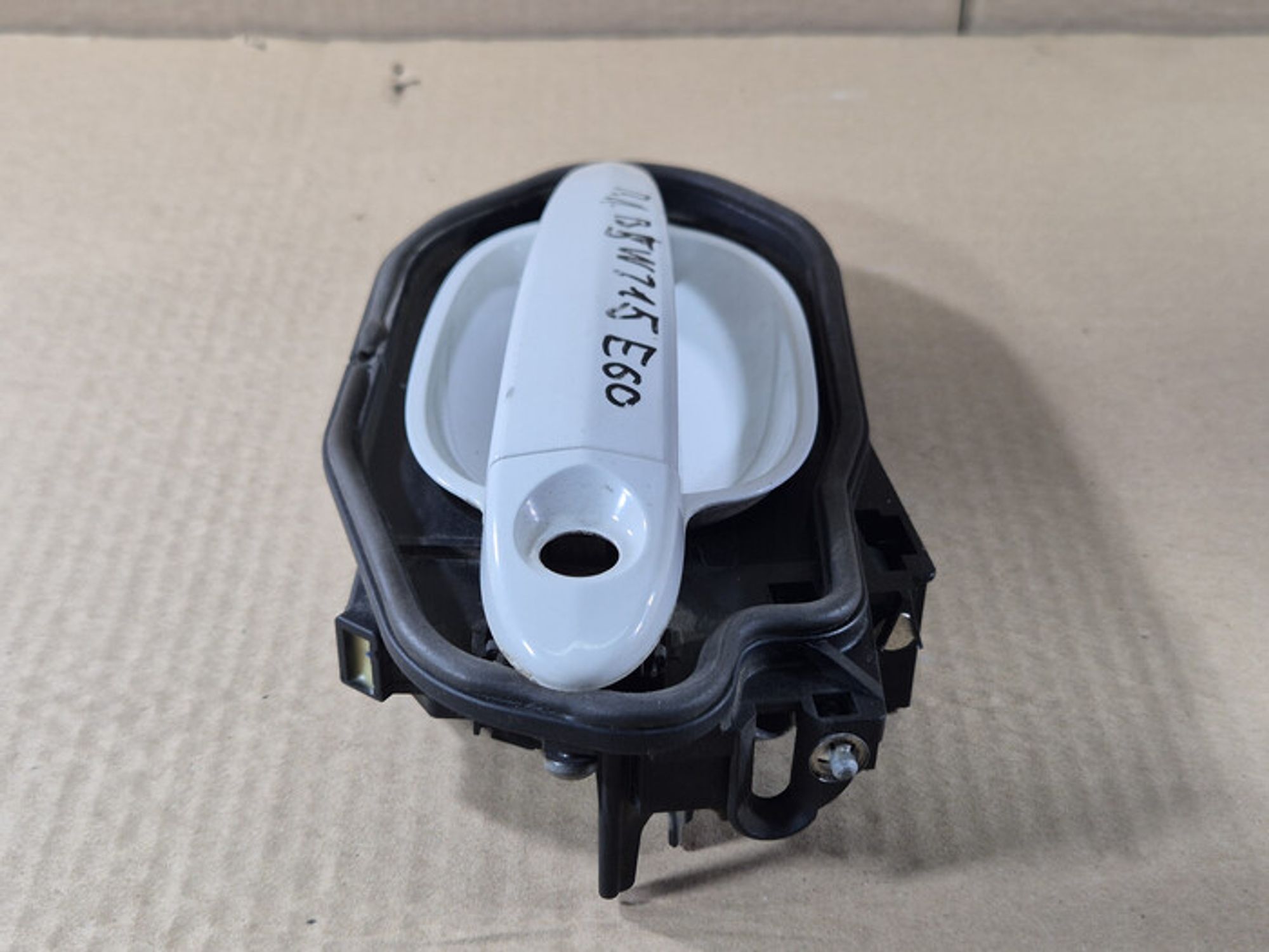 https://ycs.partsauto.market/partsauto-images/thmbs/78ee0fb3787e2dce013ed29fc8a1120c/5dab07dca2e89017a6f9d86717842e80/8f07270dc6ff51217e1a2e446f774738.jpg
