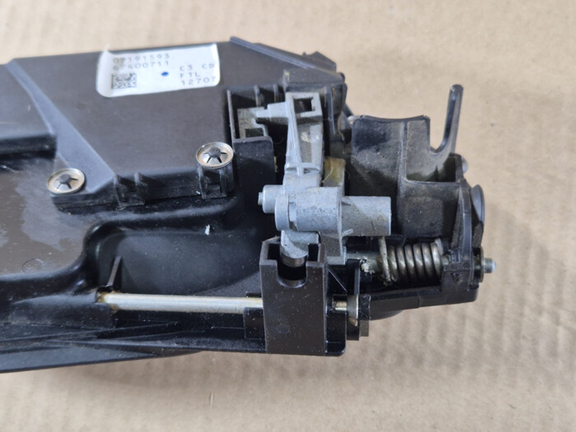 https://ycs.partsauto.market/partsauto-images/thmbs/78ee0fb3787e2dce013ed29fc8a1120c/5dab07dca2e89017a6f9d86717842e80/ae65abf56d86c2759c87741f5acb7ac2.jpg