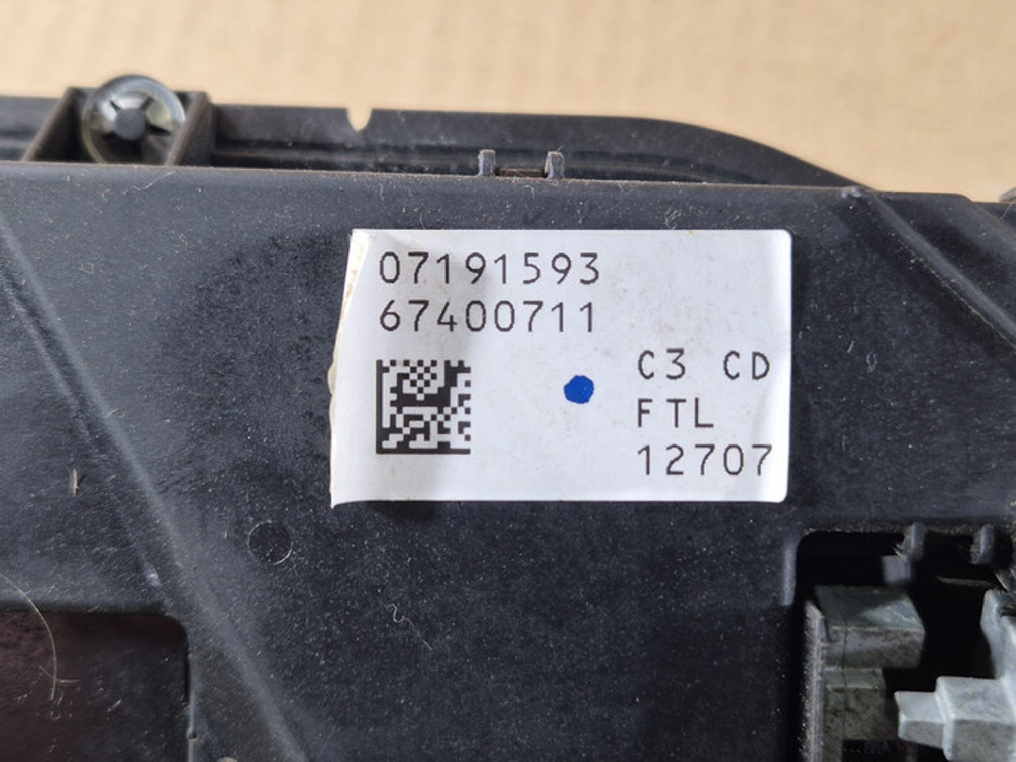https://ycs.partsauto.market/partsauto-images/thmbs/78ee0fb3787e2dce013ed29fc8a1120c/5dab07dca2e89017a6f9d86717842e80/cf186970878474382b0b2da8b248060f.jpg