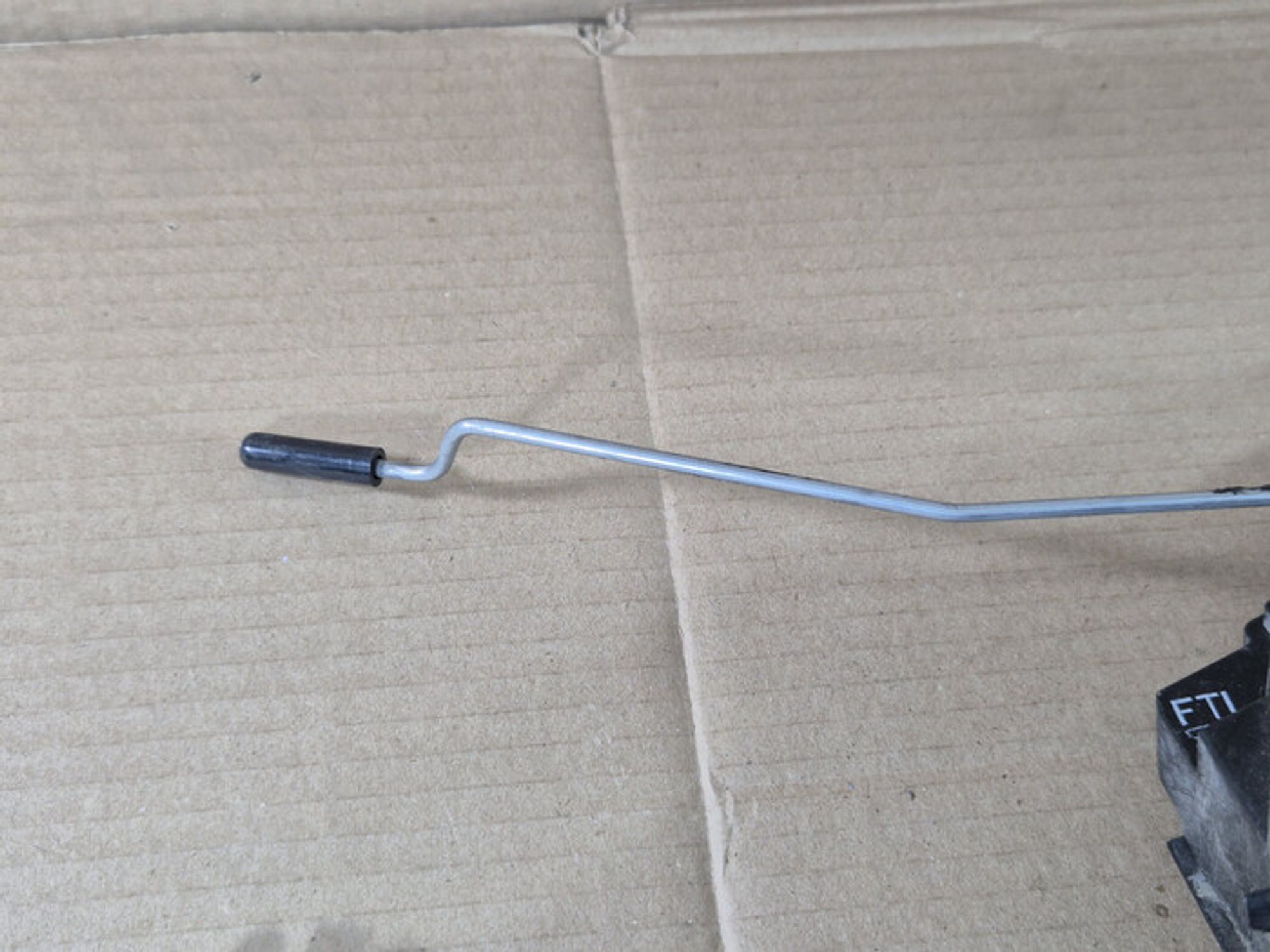 https://ycs.partsauto.market/partsauto-images/thmbs/78ee0fb3787e2dce013ed29fc8a1120c/5e0e18336bec1561864585bf6b6a6ad1/69959e2a56ccc08b69f13ee20cd07f71.jpg