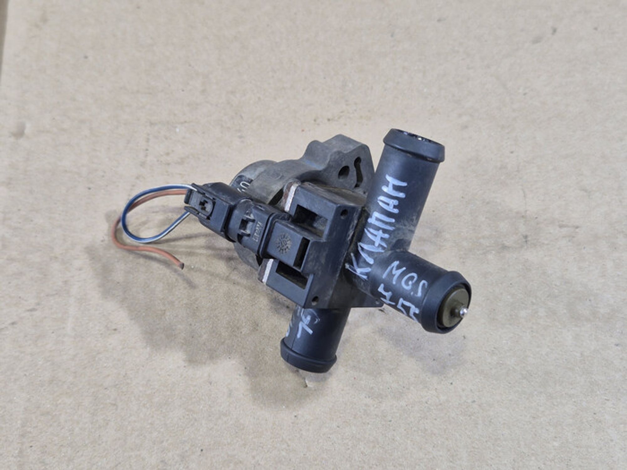 https://ycs.partsauto.market/partsauto-images/thmbs/78ee0fb3787e2dce013ed29fc8a1120c/6476a9e9b2ce5ebe391dc27f3a9c7ce9/56b84b6d9bb670c0538161679d8b9021.jpg