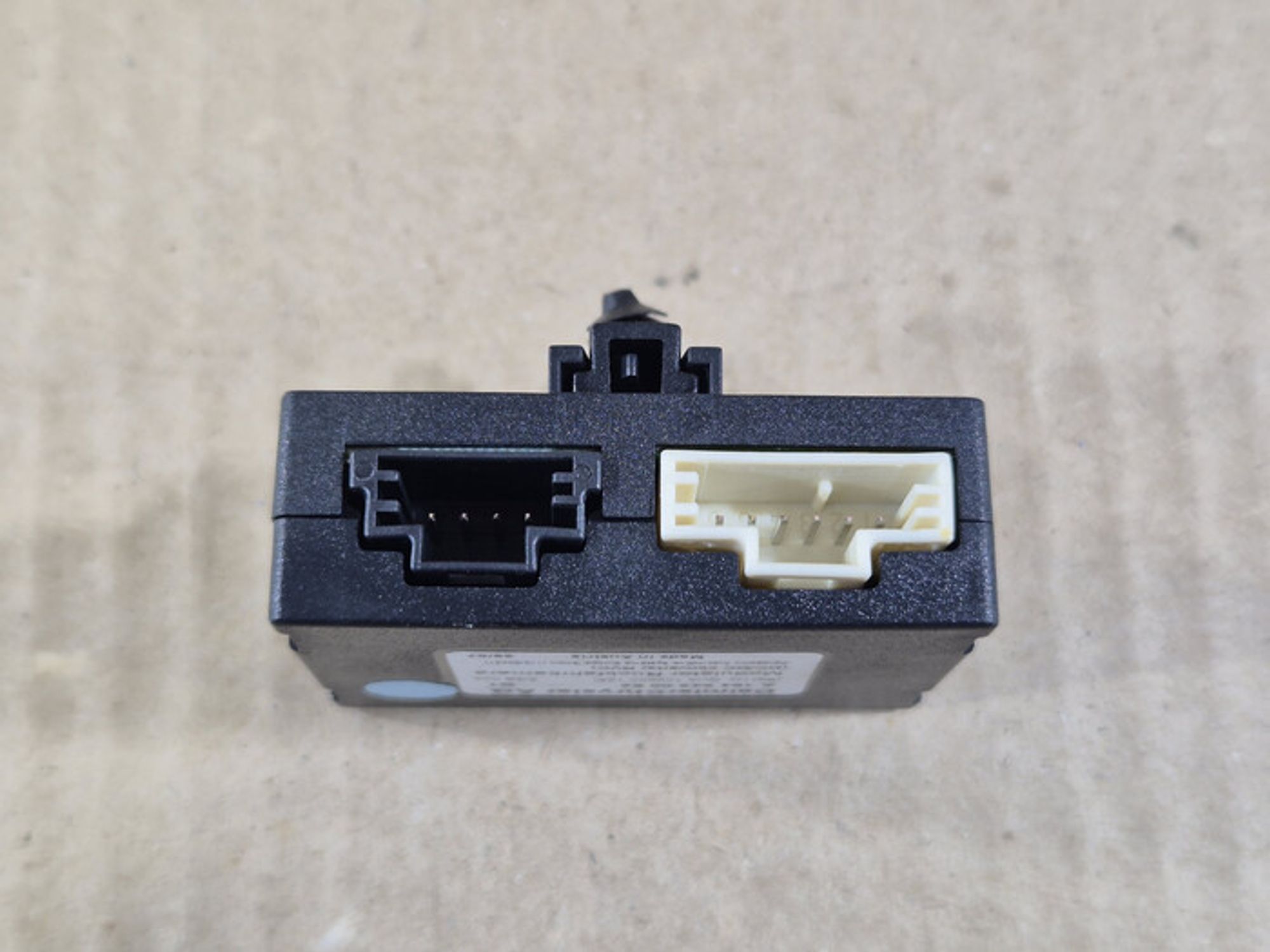 https://ycs.partsauto.market/partsauto-images/thmbs/78ee0fb3787e2dce013ed29fc8a1120c/64bb3a3389ca7a3b8d867bad54343961/797fa10cd4215b52a54a56ebacf93973.jpg