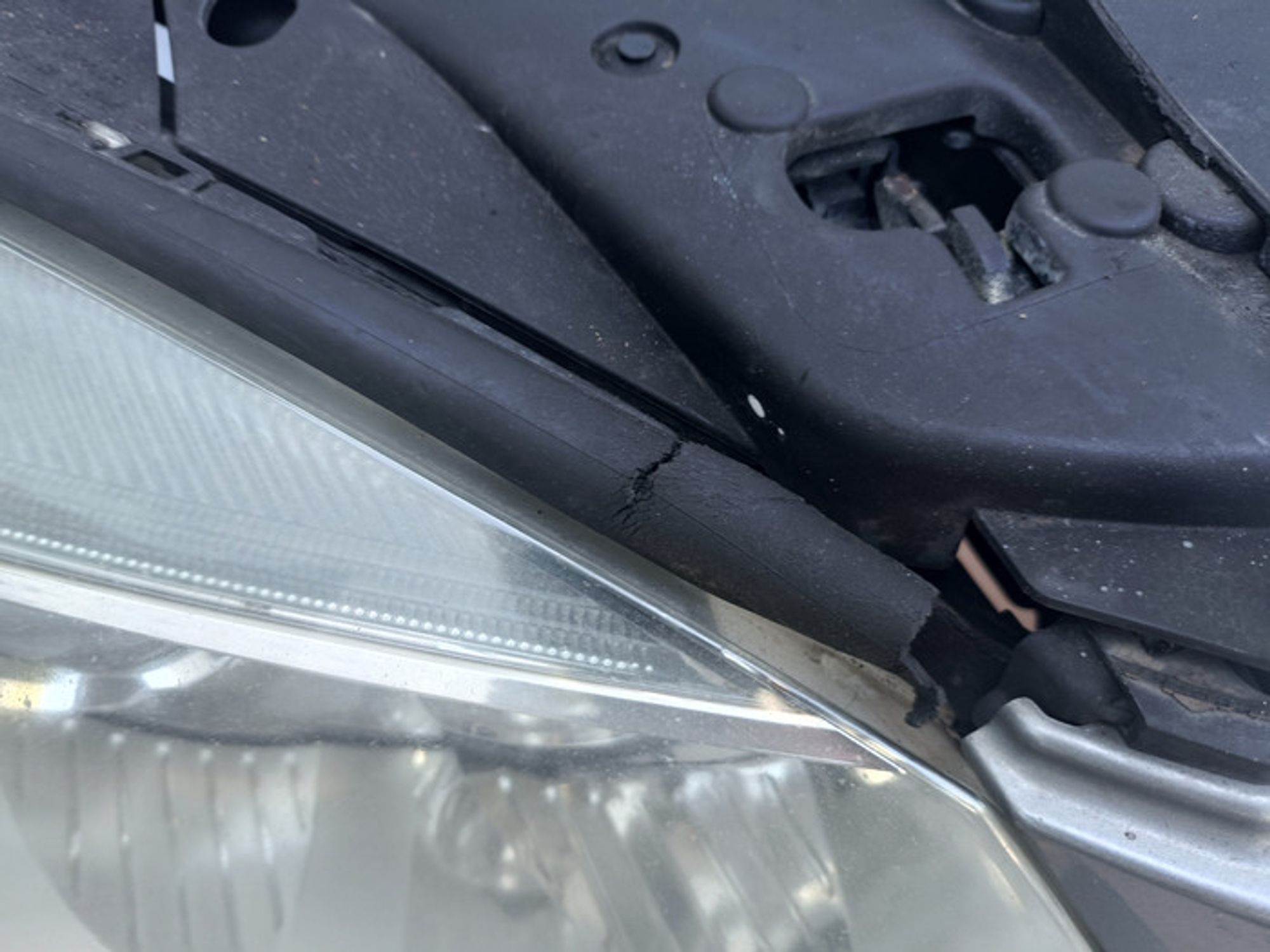 https://ycs.partsauto.market/partsauto-images/thmbs/78ee0fb3787e2dce013ed29fc8a1120c/64fff1a43f97124037756f47d2a29d19/27e4cd48c4df8aa7a91655645ec8641a.jpg