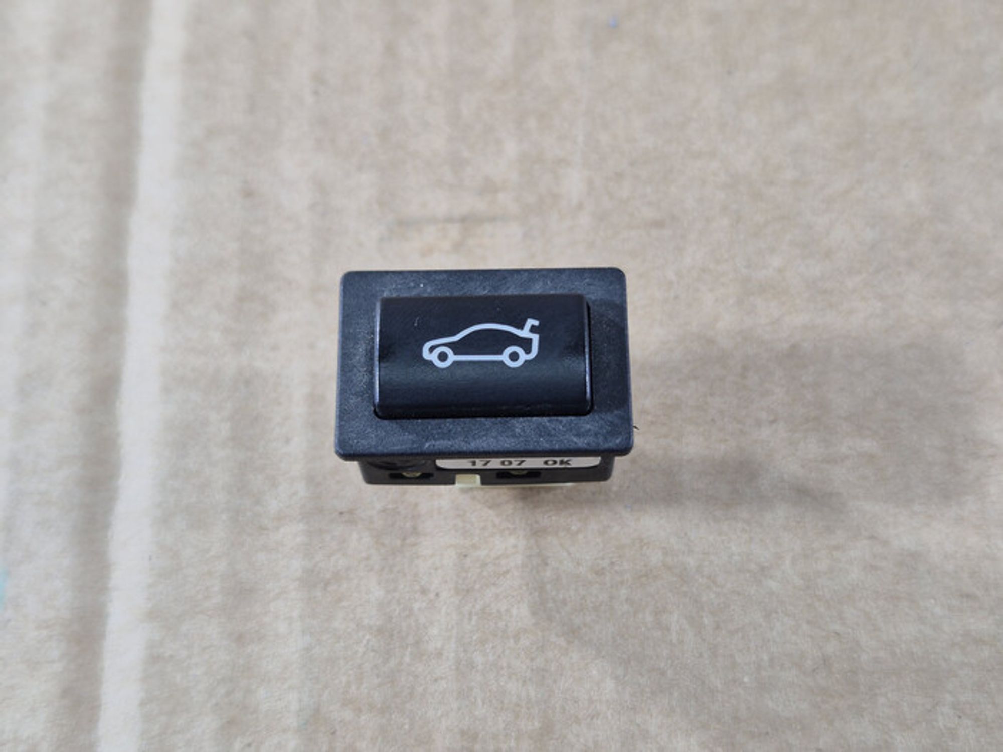 https://ycs.partsauto.market/partsauto-images/thmbs/78ee0fb3787e2dce013ed29fc8a1120c/65837cbc852e62da3518b546c1a736f2/0d9ee5515d3e3fd994446291cdb717e0.jpg