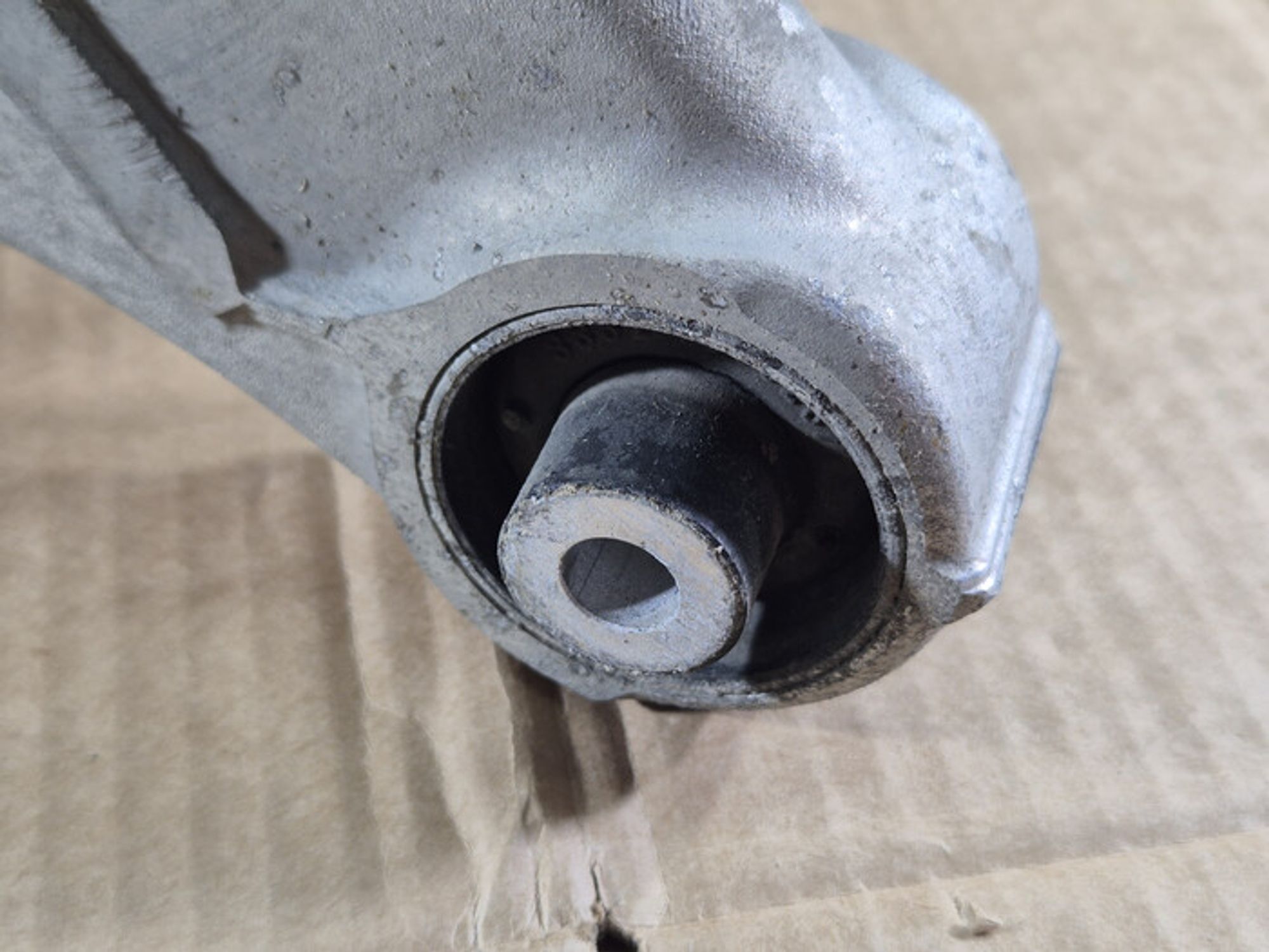 https://ycs.partsauto.market/partsauto-images/thmbs/78ee0fb3787e2dce013ed29fc8a1120c/6638bcfd8a303f3941737b28282babe4/55fd1450ceee0a64301e9472dd616446.jpg