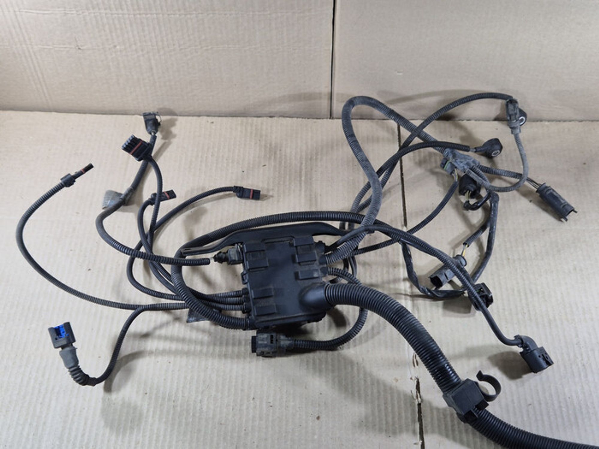 https://ycs.partsauto.market/partsauto-images/thmbs/78ee0fb3787e2dce013ed29fc8a1120c/666fd1636d3f5f1e22ba28423259c5d5/63cc8cd60d082ba0f4f4c41176dcbf93.jpg