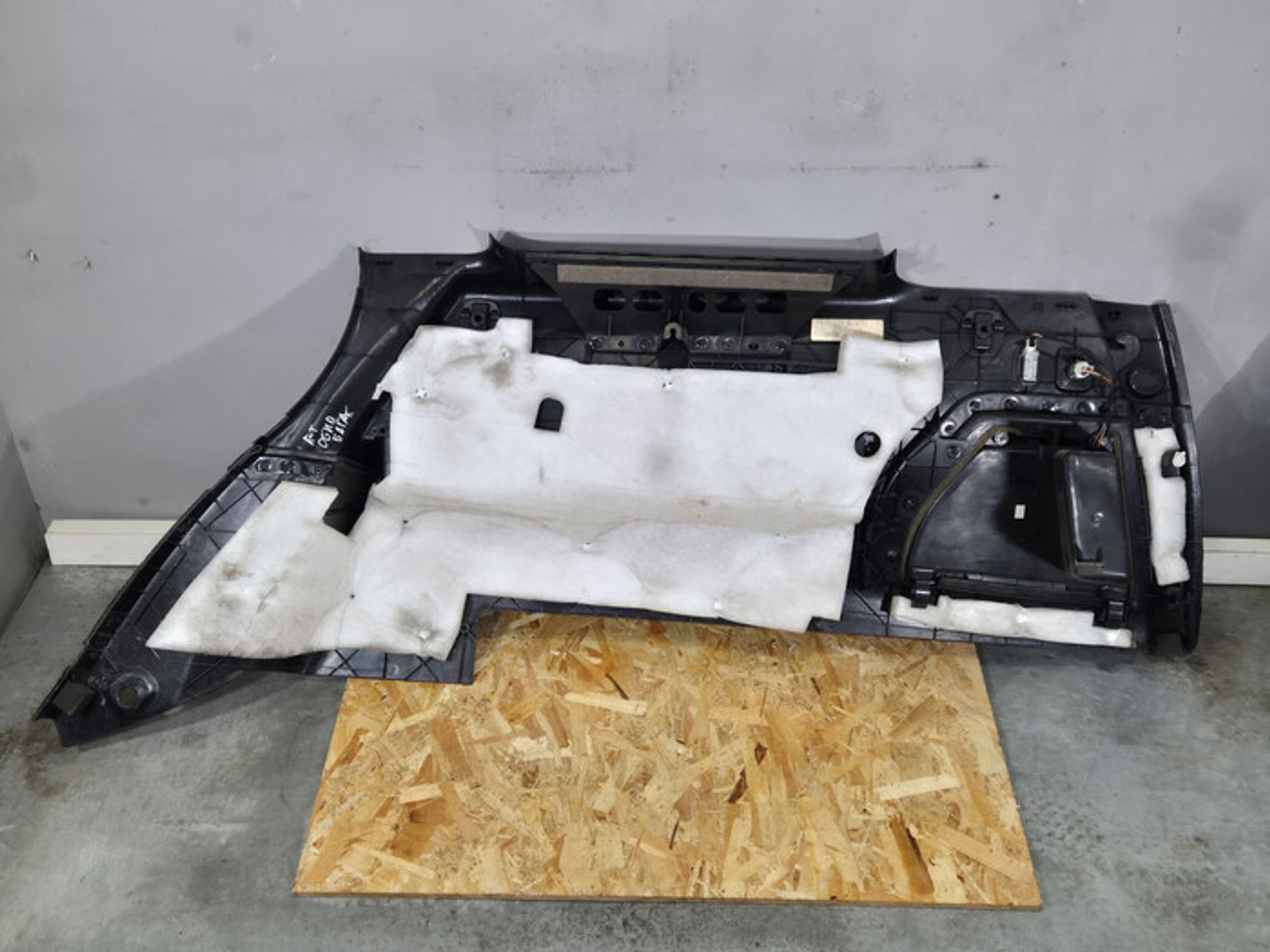 https://ycs.partsauto.market/partsauto-images/thmbs/78ee0fb3787e2dce013ed29fc8a1120c/668c40d254ee2906ed4300c5e3500244/9074443c79358d2e85e59da69299888c.jpg