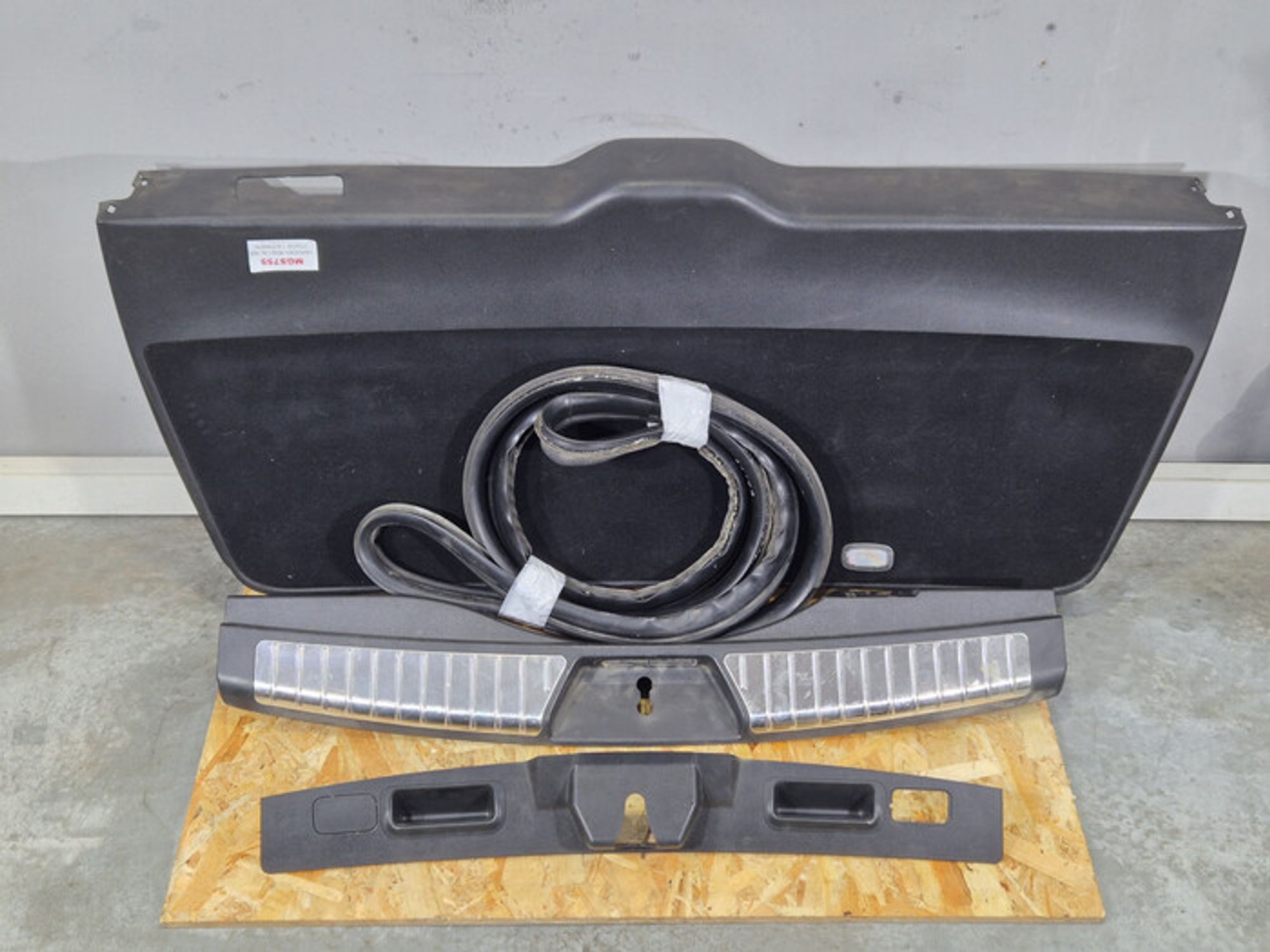 https://ycs.partsauto.market/partsauto-images/thmbs/78ee0fb3787e2dce013ed29fc8a1120c/668c40d254ee2906ed4300c5e3500244/b93f55af3d8239e32f9147ca57daf359.jpg
