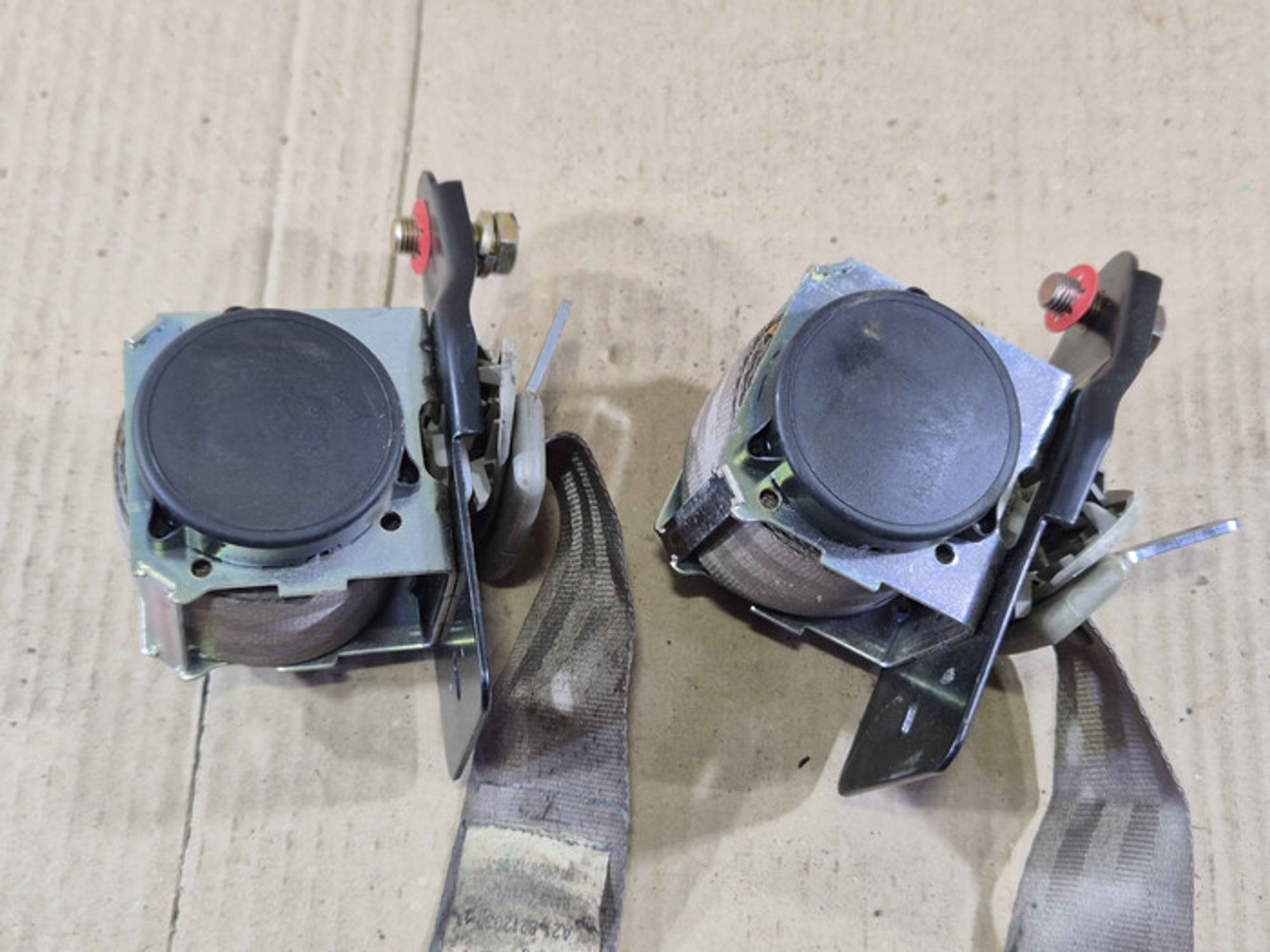https://ycs.partsauto.market/partsauto-images/thmbs/78ee0fb3787e2dce013ed29fc8a1120c/67c1d749a9810b44867d06dbdcc386e5/1de7baec405335ae85acfbfb009c641d.jpg