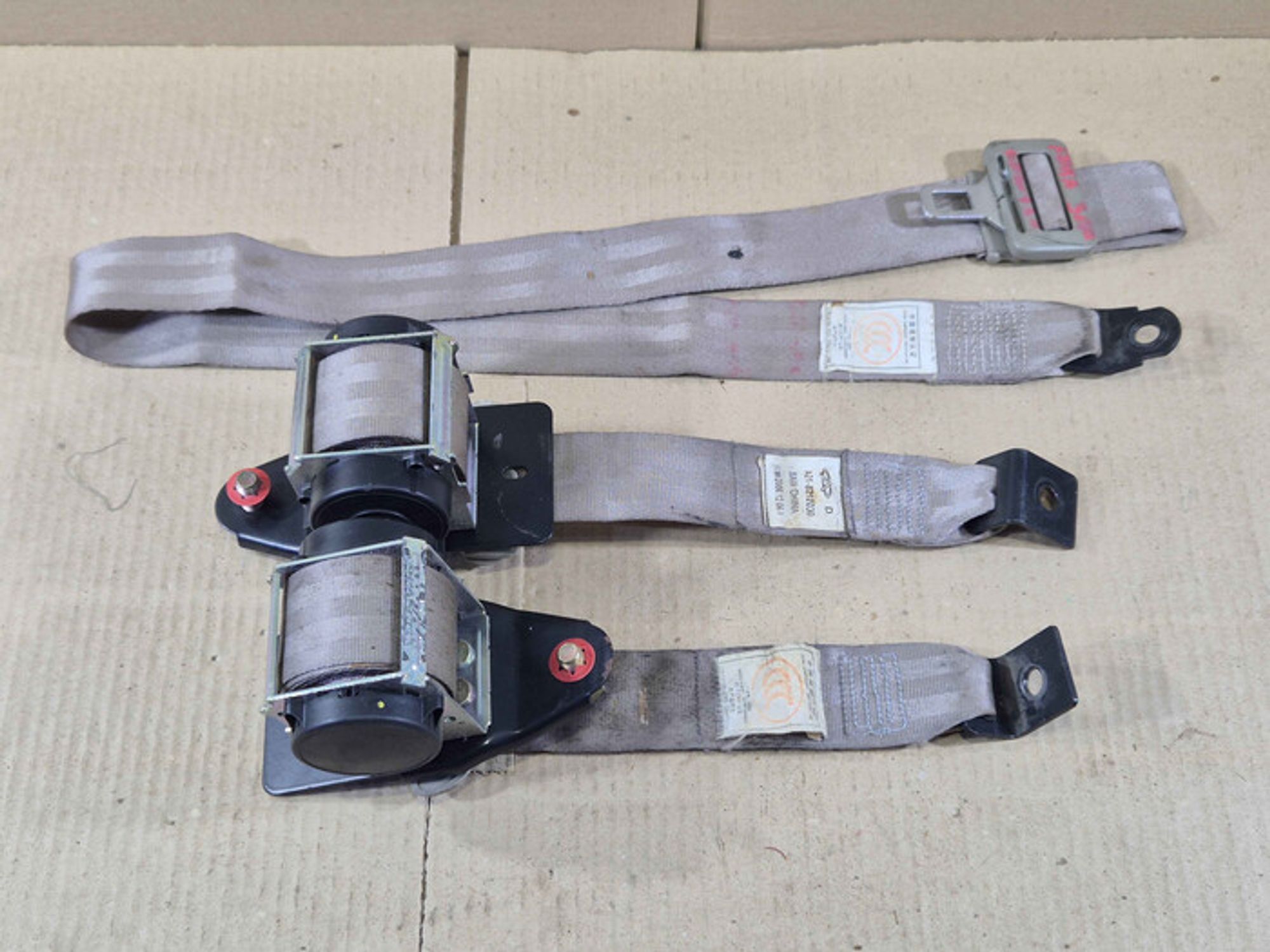 https://ycs.partsauto.market/partsauto-images/thmbs/78ee0fb3787e2dce013ed29fc8a1120c/67c1d749a9810b44867d06dbdcc386e5/3080dfe37676fc31f50dd415113f8aa0.jpg
