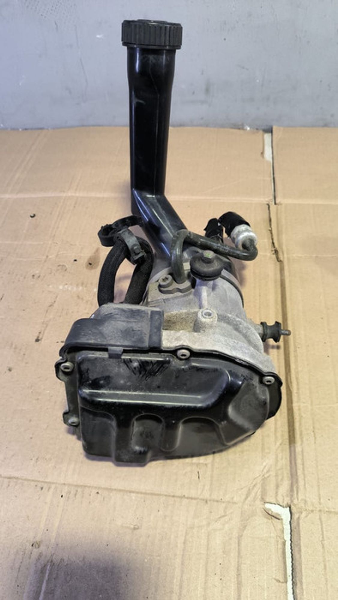 https://ycs.partsauto.market/partsauto-images/thmbs/78ee0fb3787e2dce013ed29fc8a1120c/67d333e28db564e9a2328df736f87477/18fd24c91a06fbfa61512f4ebcf998f3.jpg